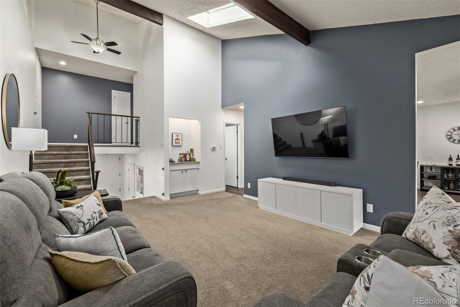 MLS Image #9 for 3532 s hillcrest drive 4,denver, Colorado