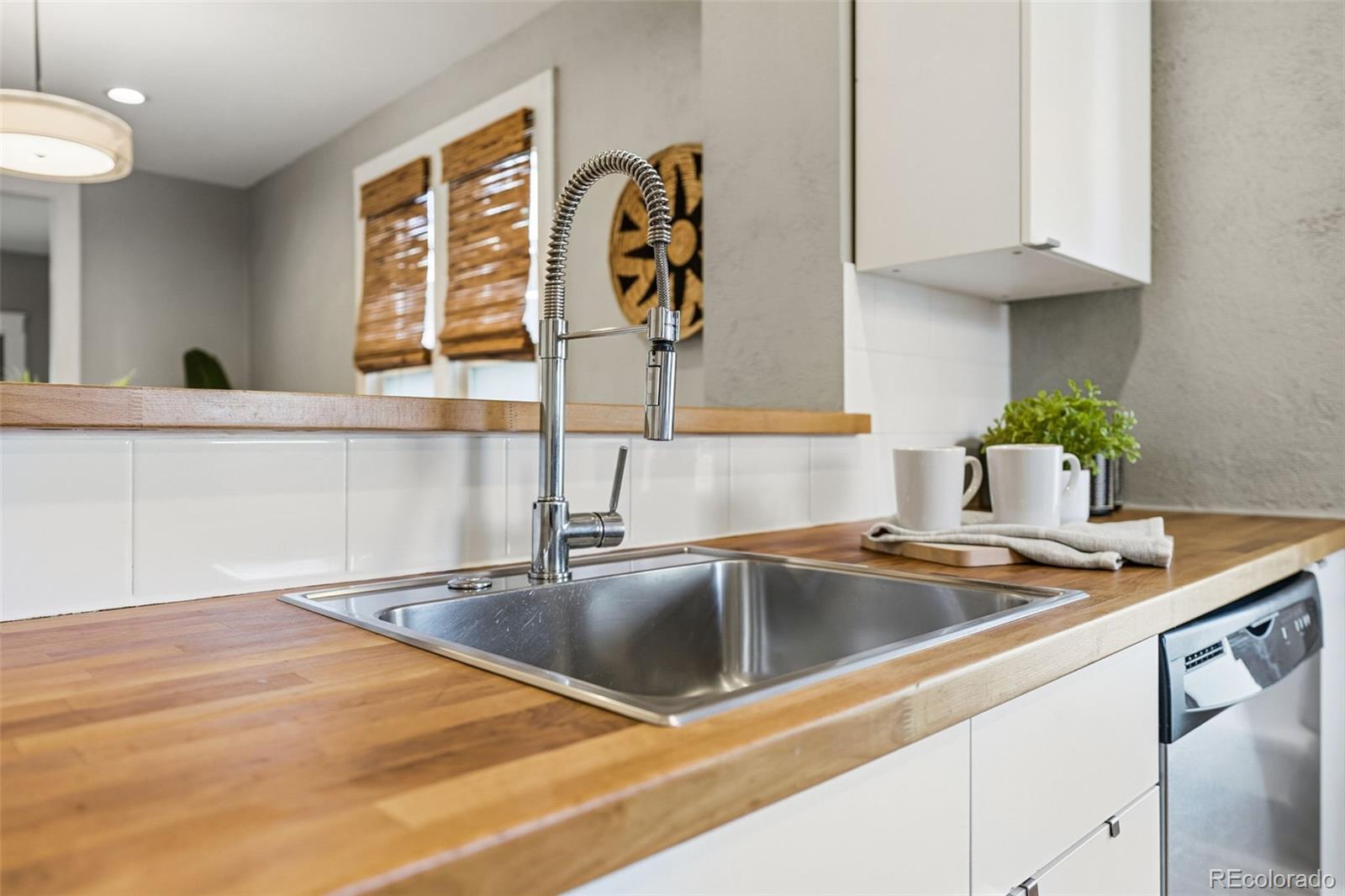 MLS Image #13 for 664  meade street,denver, Colorado
