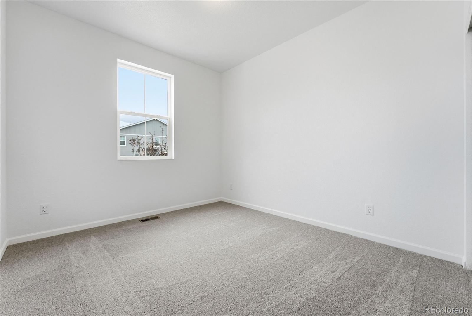 MLS Image #11 for 3384 n duquesne way,aurora, Colorado