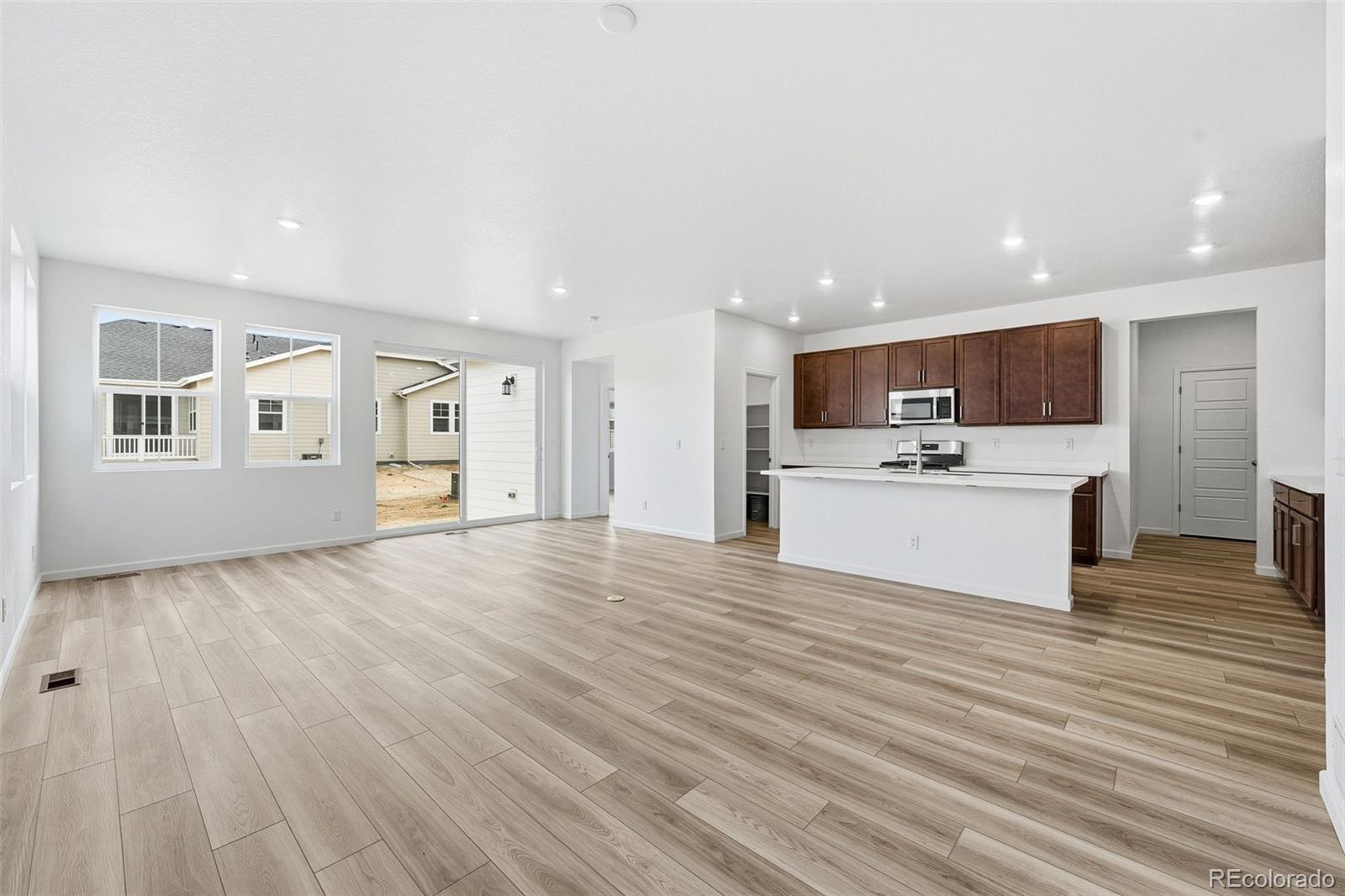 MLS Image #2 for 3384 n duquesne way,aurora, Colorado