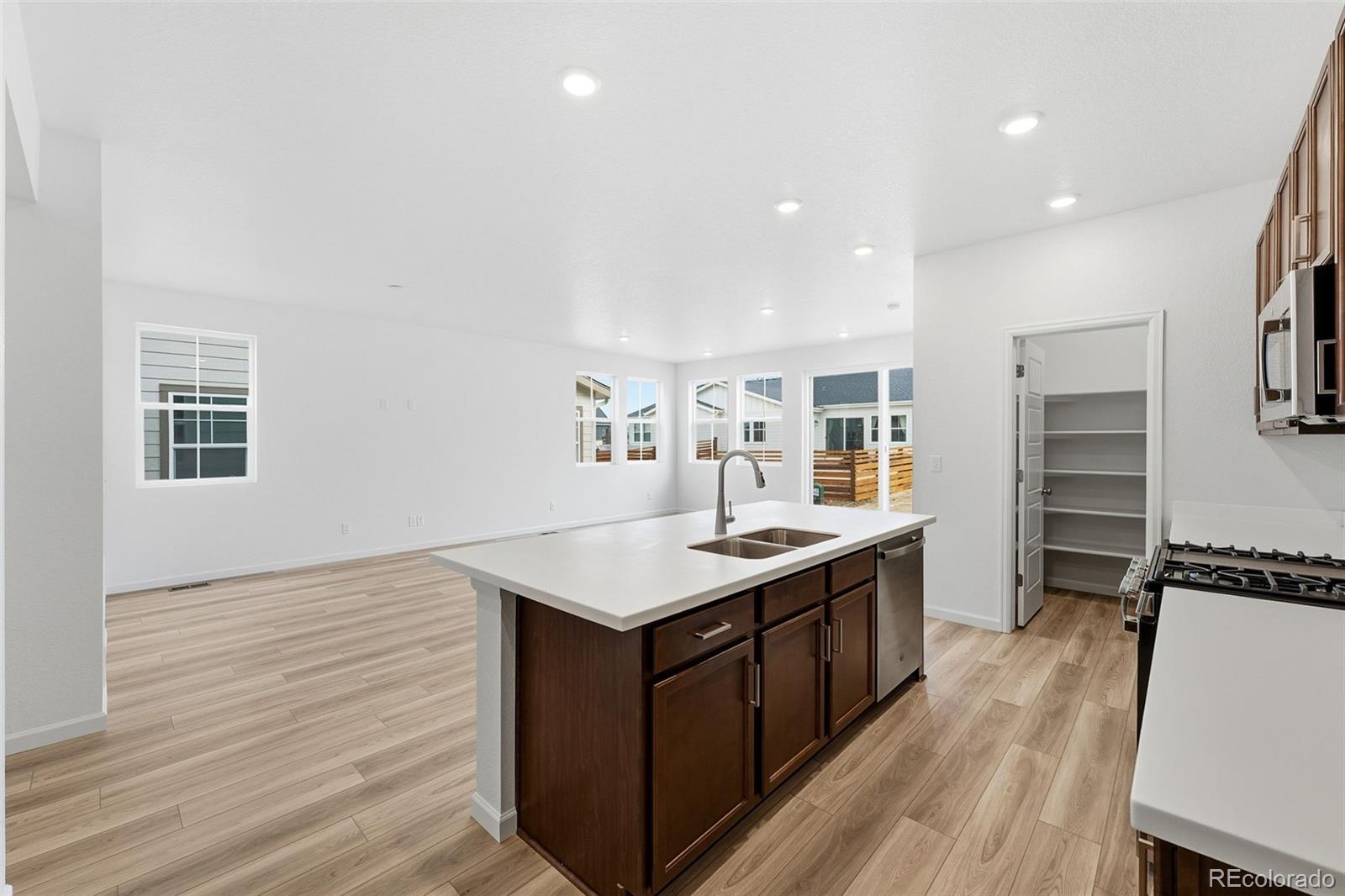MLS Image #4 for 3384 n duquesne way,aurora, Colorado