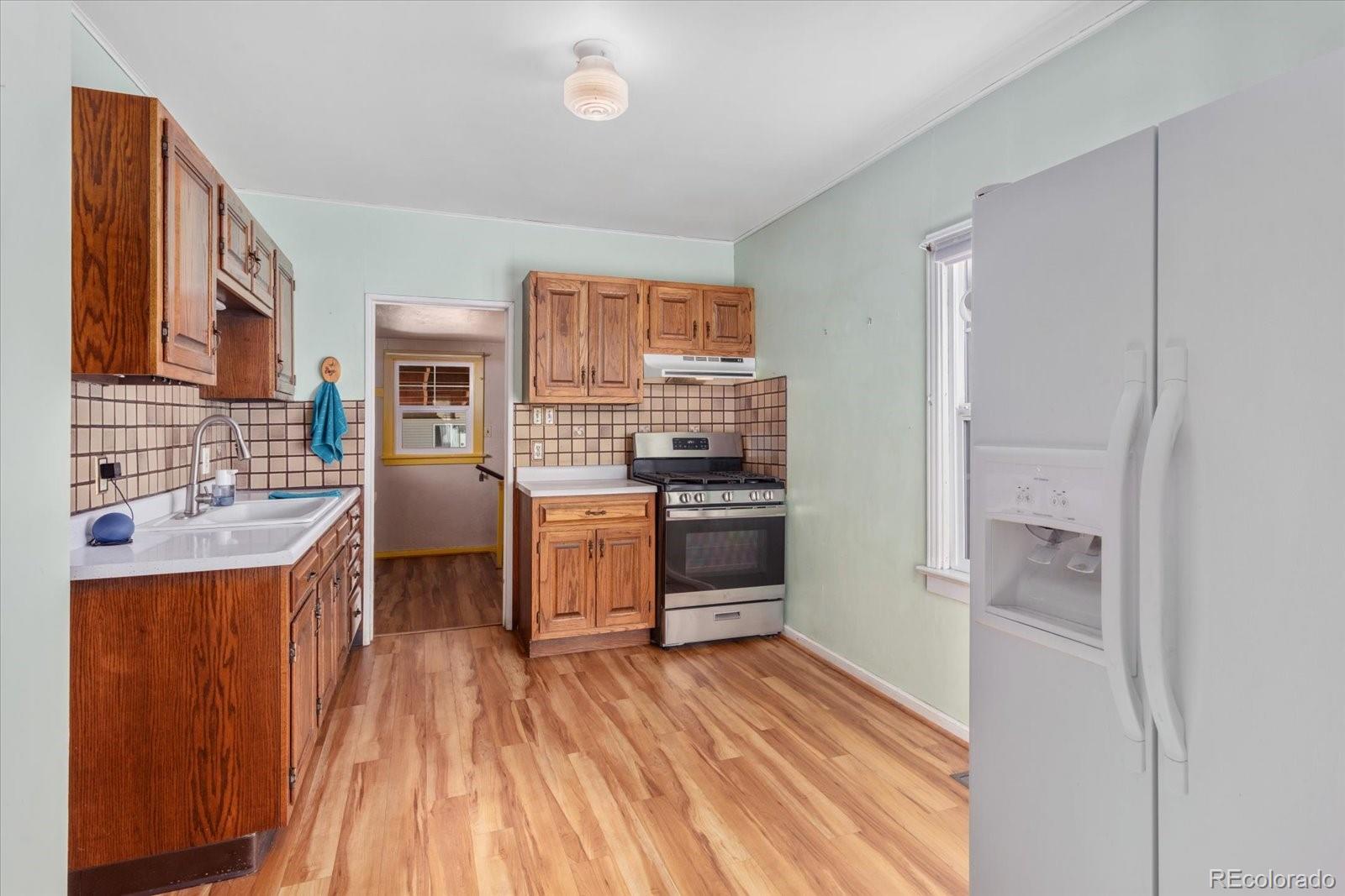 MLS Image #10 for 849  j street,salida, Colorado