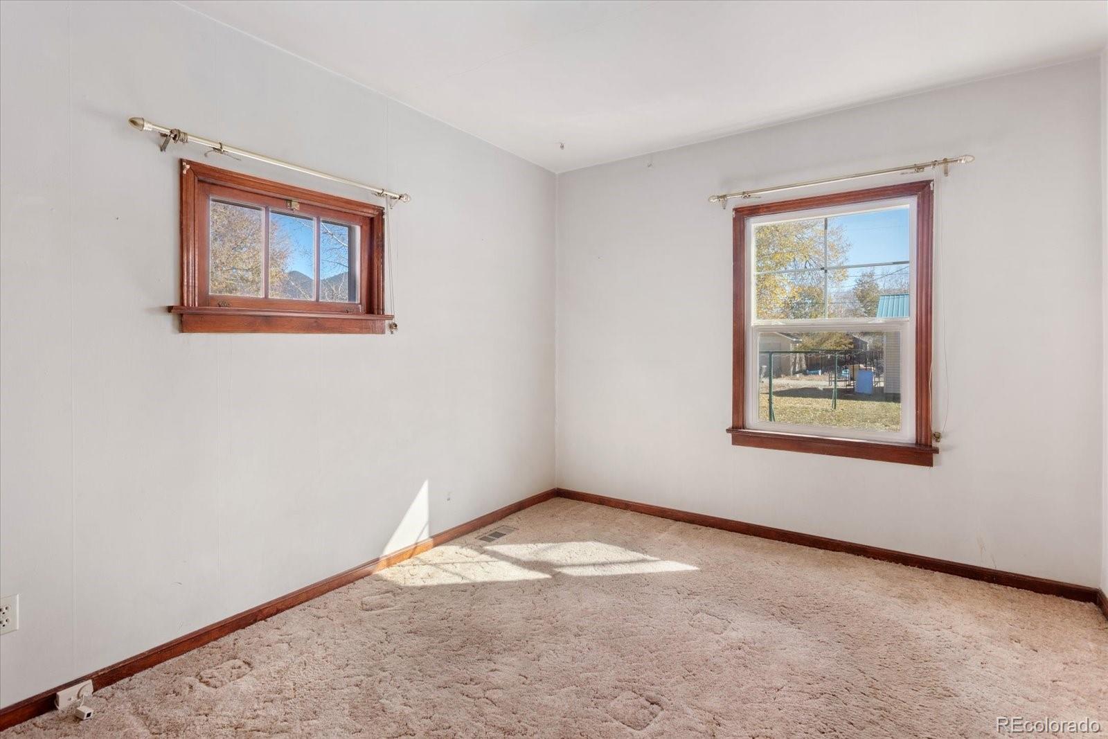 MLS Image #19 for 849  j street,salida, Colorado