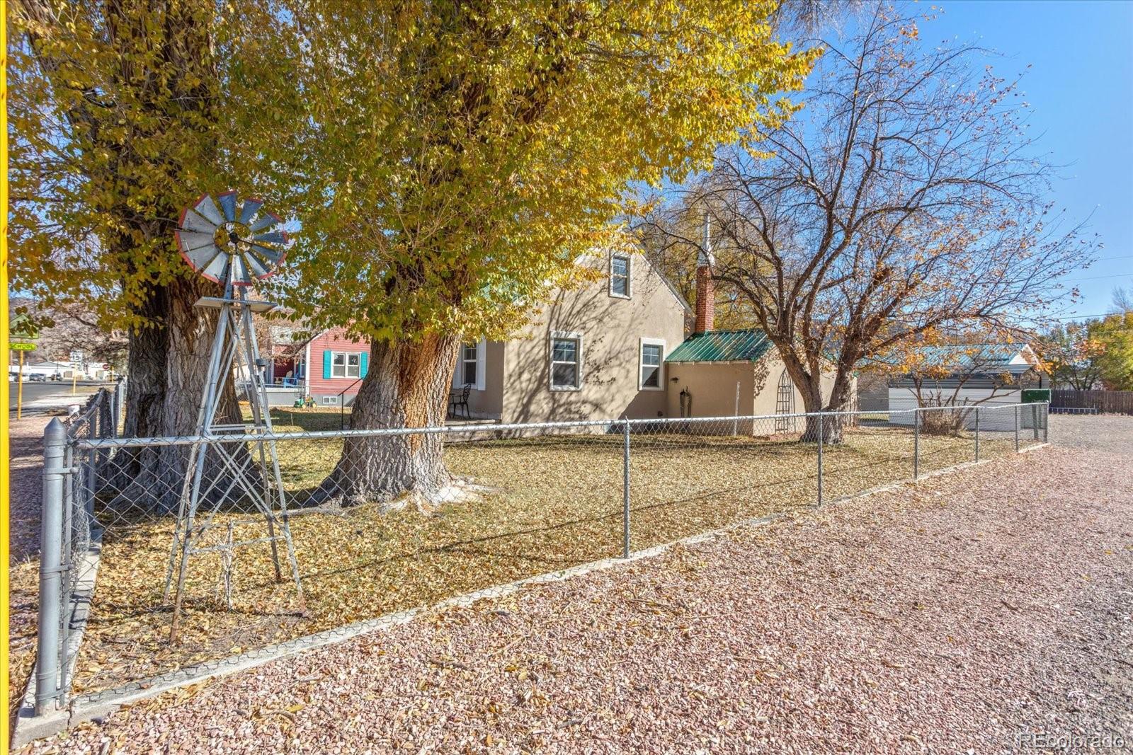 MLS Image #39 for 849  j street,salida, Colorado