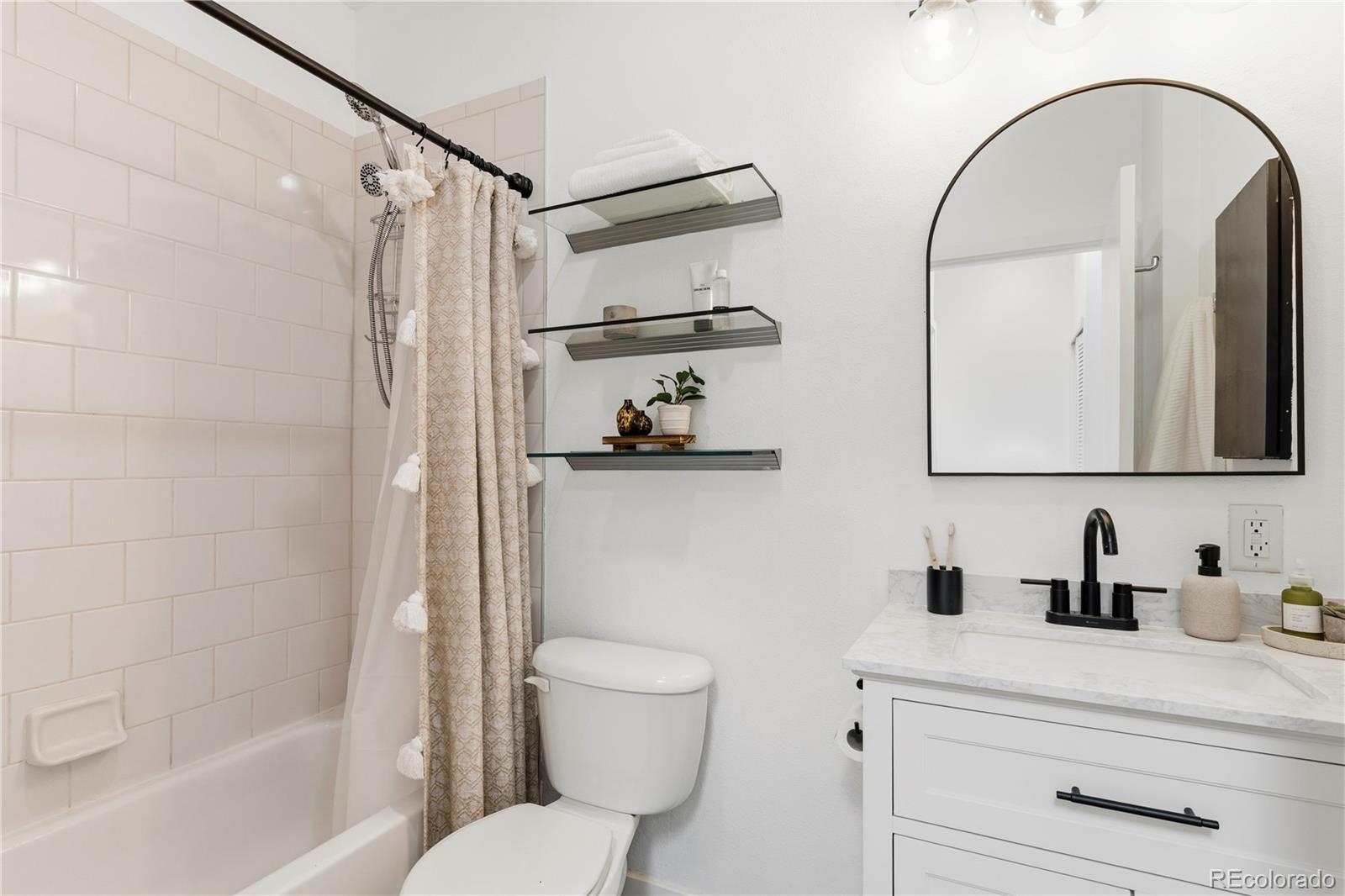 MLS Image #18 for 500  30th street 6,denver, Colorado