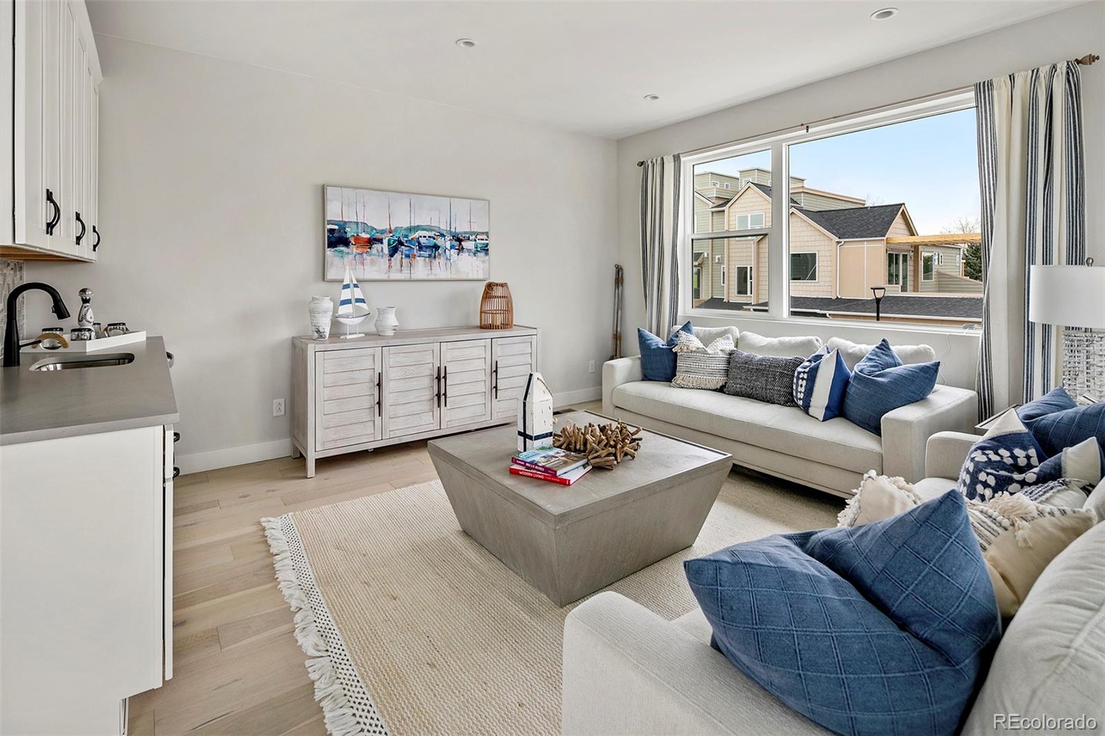 MLS Image #16 for 888 s valentia street,denver, Colorado