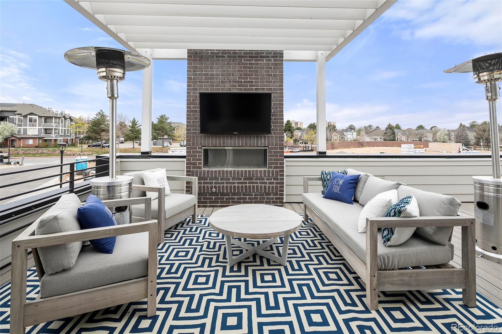 MLS Image #20 for 888 s valentia street,denver, Colorado