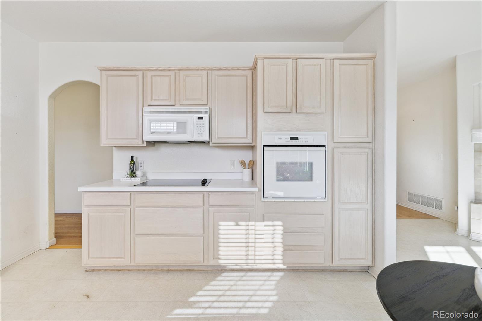 MLS Image #6 for 6776 e panorama lane,denver, Colorado