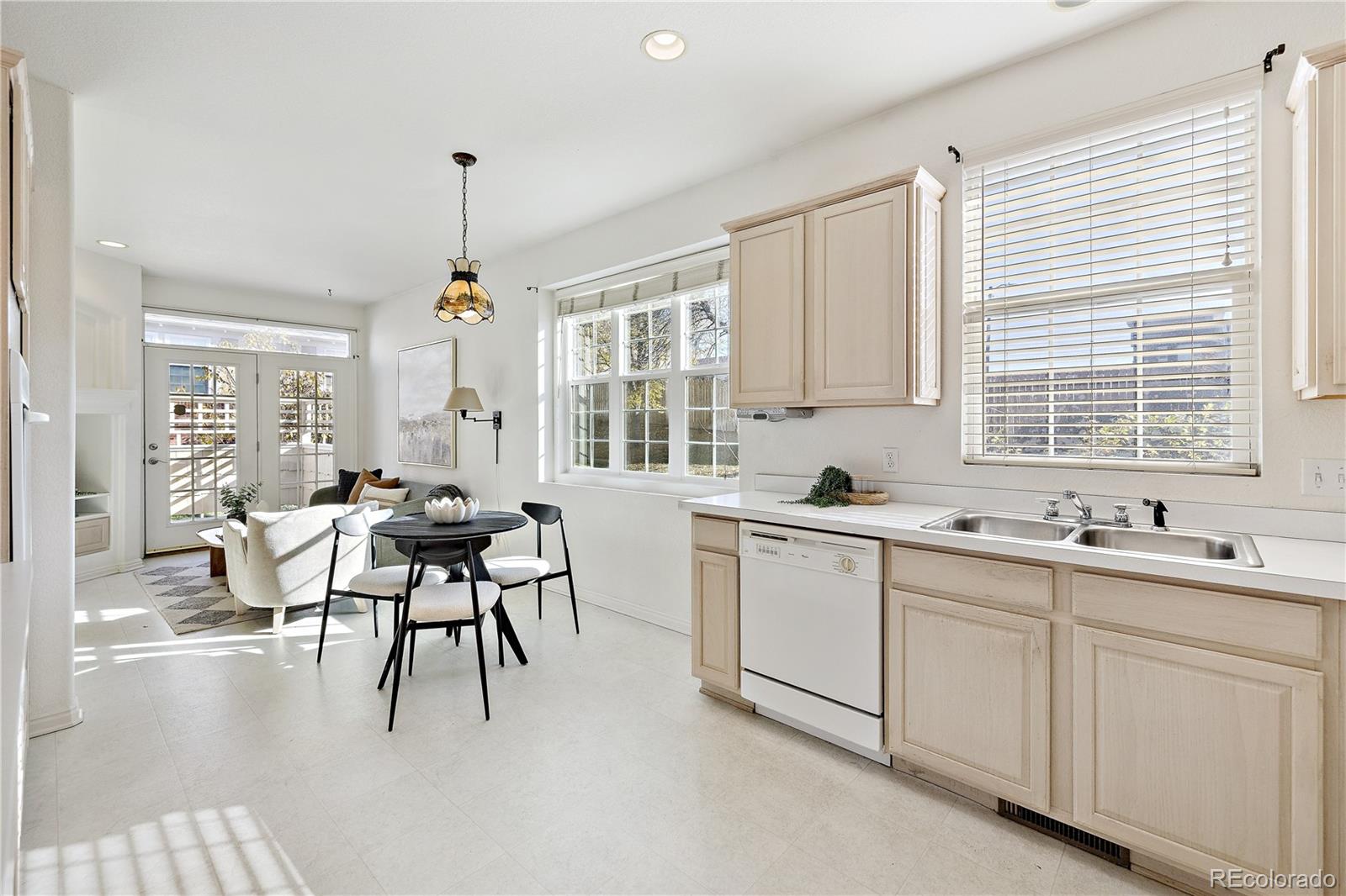 MLS Image #8 for 6776 e panorama lane,denver, Colorado