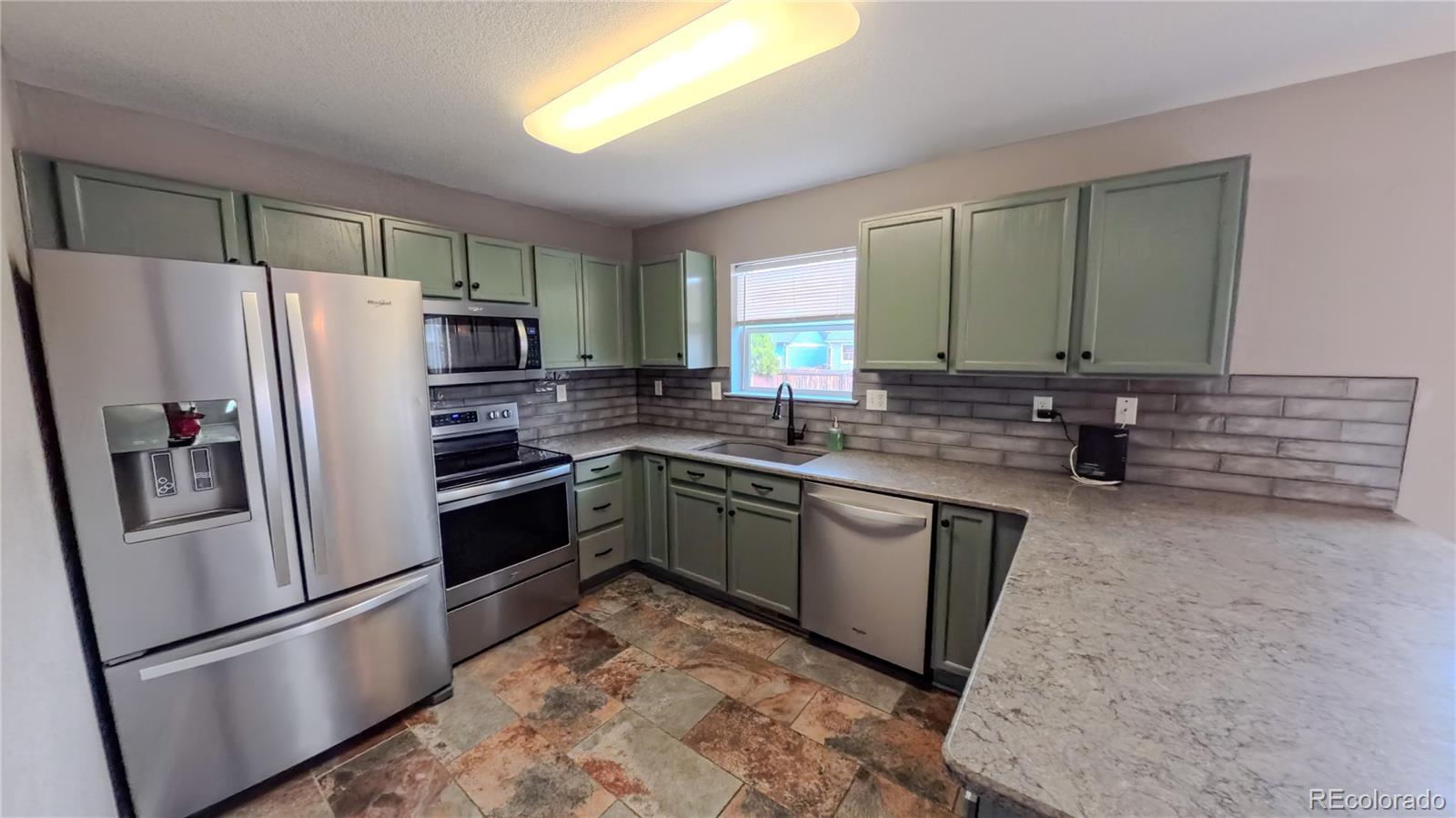 MLS Image #3 for 1994  asoka street,strasburg, Colorado