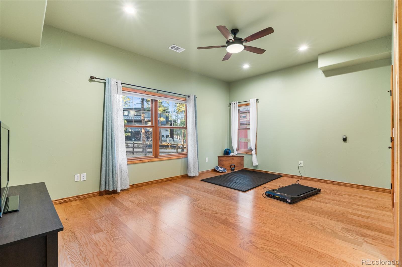 MLS Image #30 for 1485  gore circle,larkspur, Colorado