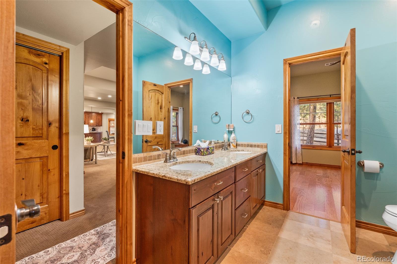MLS Image #32 for 1485  gore circle,larkspur, Colorado