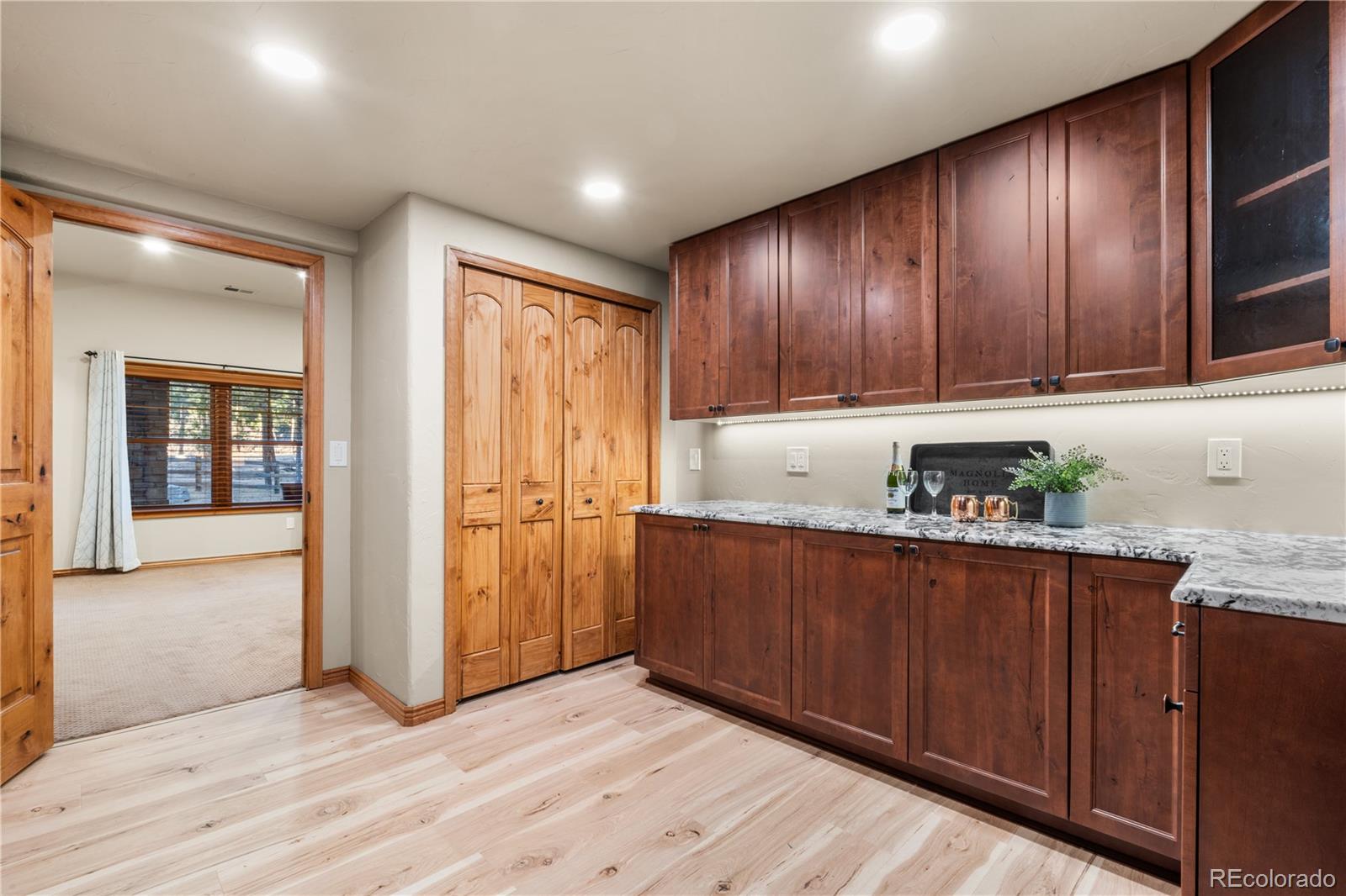 MLS Image #36 for 1485  gore circle,larkspur, Colorado