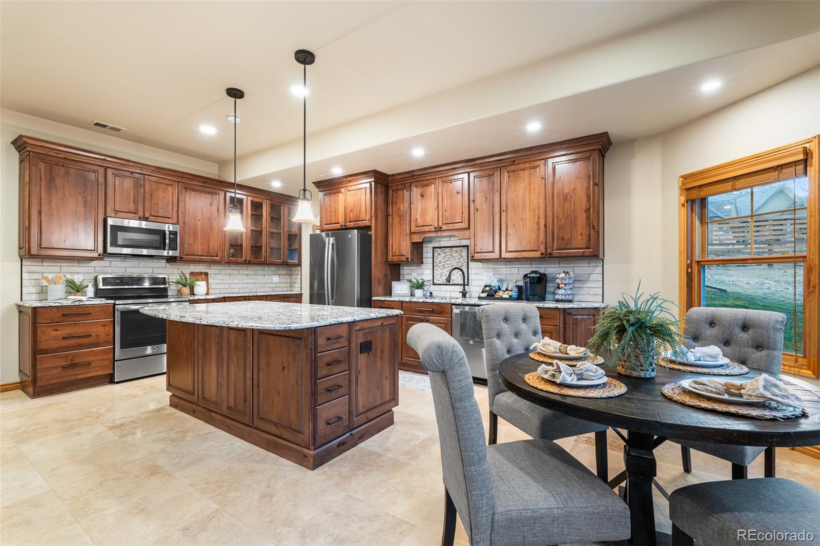 MLS Image #37 for 1485  gore circle,larkspur, Colorado