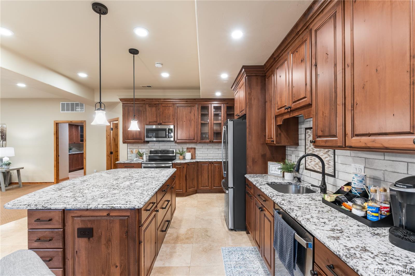 MLS Image #38 for 1485  gore circle,larkspur, Colorado