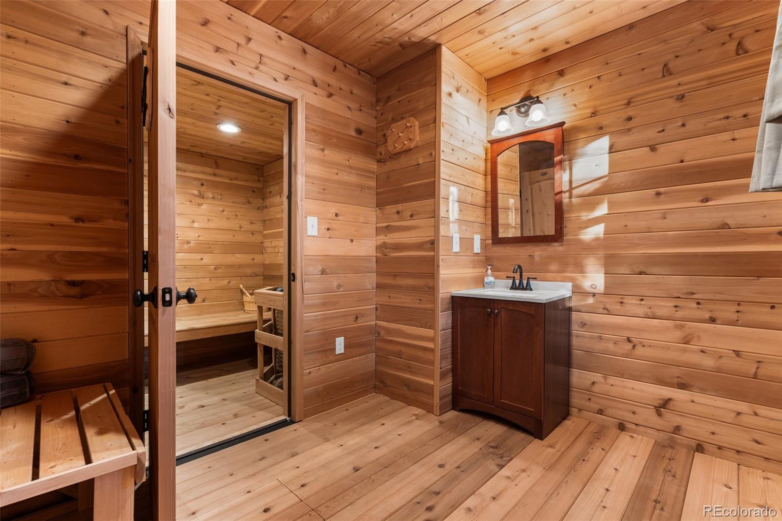 MLS Image #46 for 1485  gore circle,larkspur, Colorado