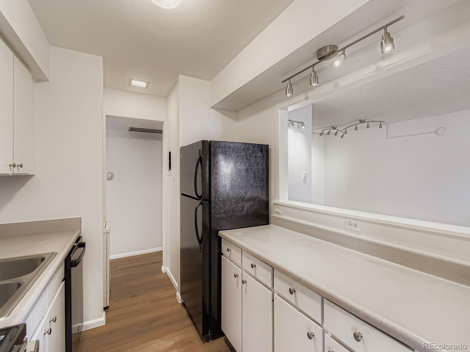 MLS Image #11 for 3323 s monaco street,denver, Colorado