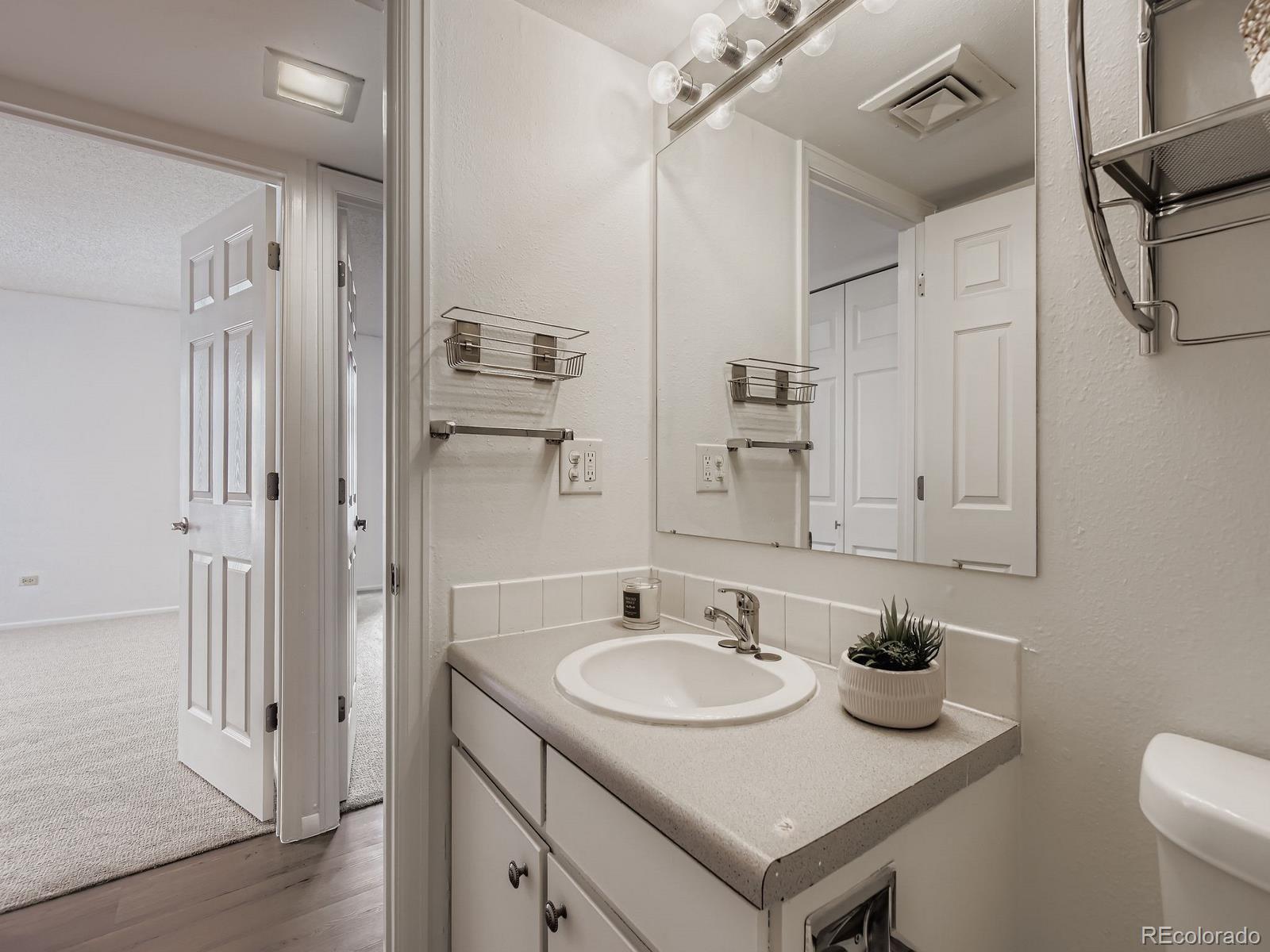 MLS Image #21 for 3323 s monaco street,denver, Colorado