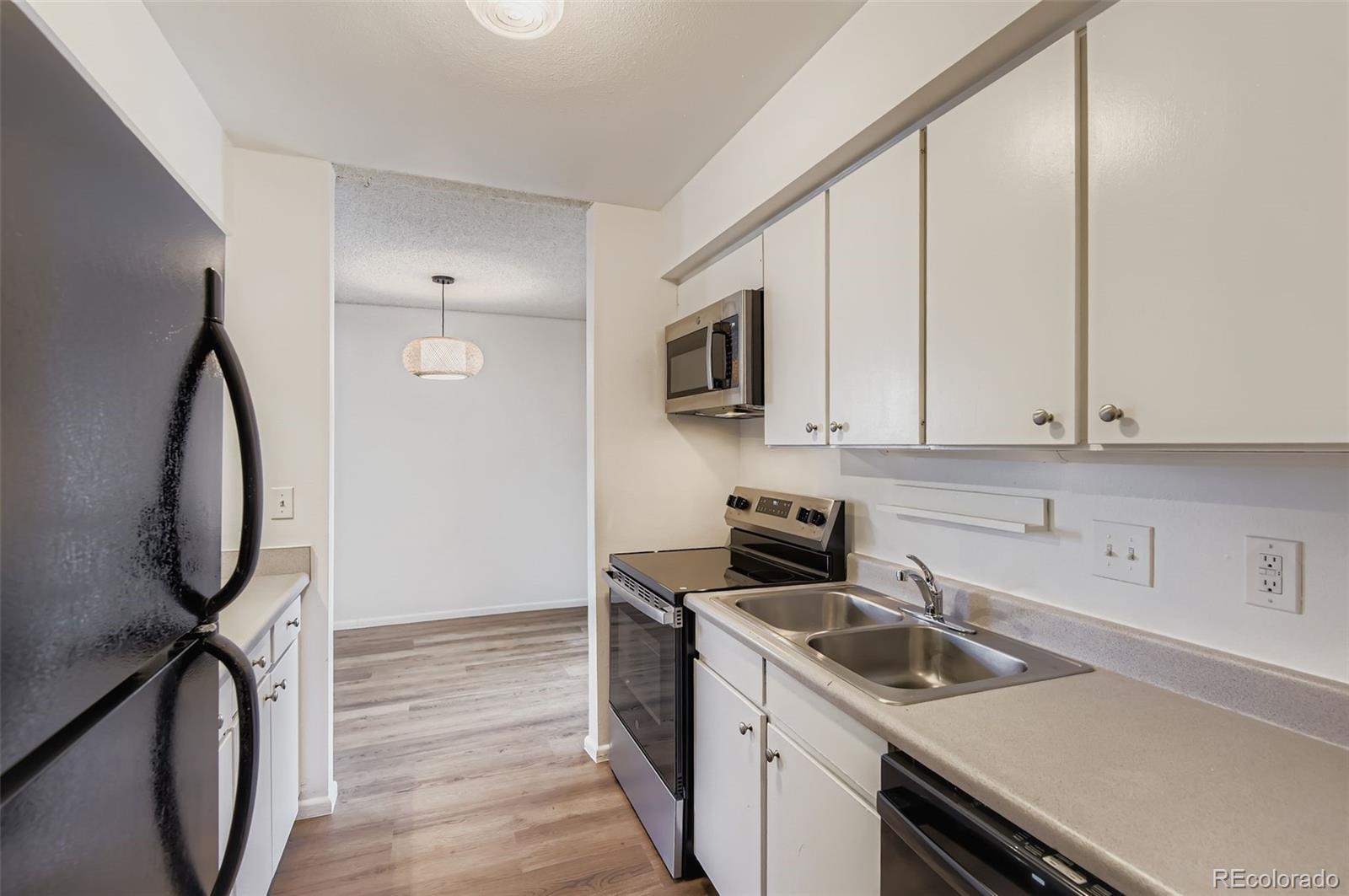 MLS Image #9 for 3323 s monaco street,denver, Colorado