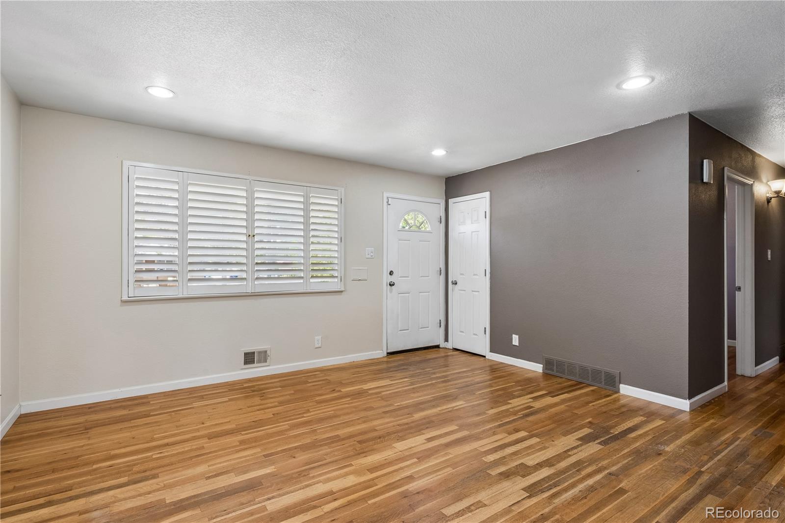 MLS Image #4 for 7440 w oregon drive,lakewood, Colorado