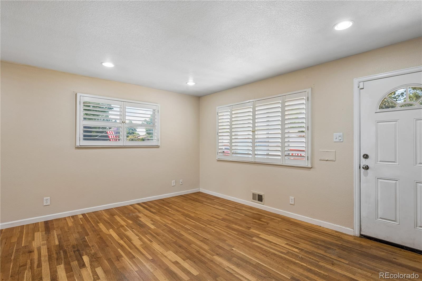MLS Image #5 for 7440 w oregon drive,lakewood, Colorado