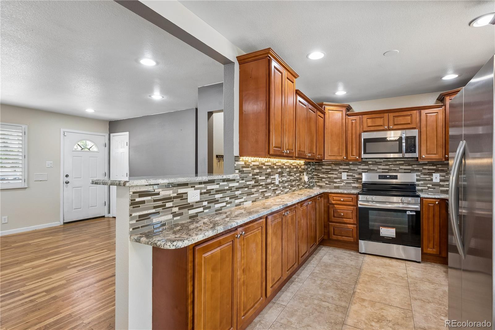MLS Image #8 for 7440 w oregon drive,lakewood, Colorado