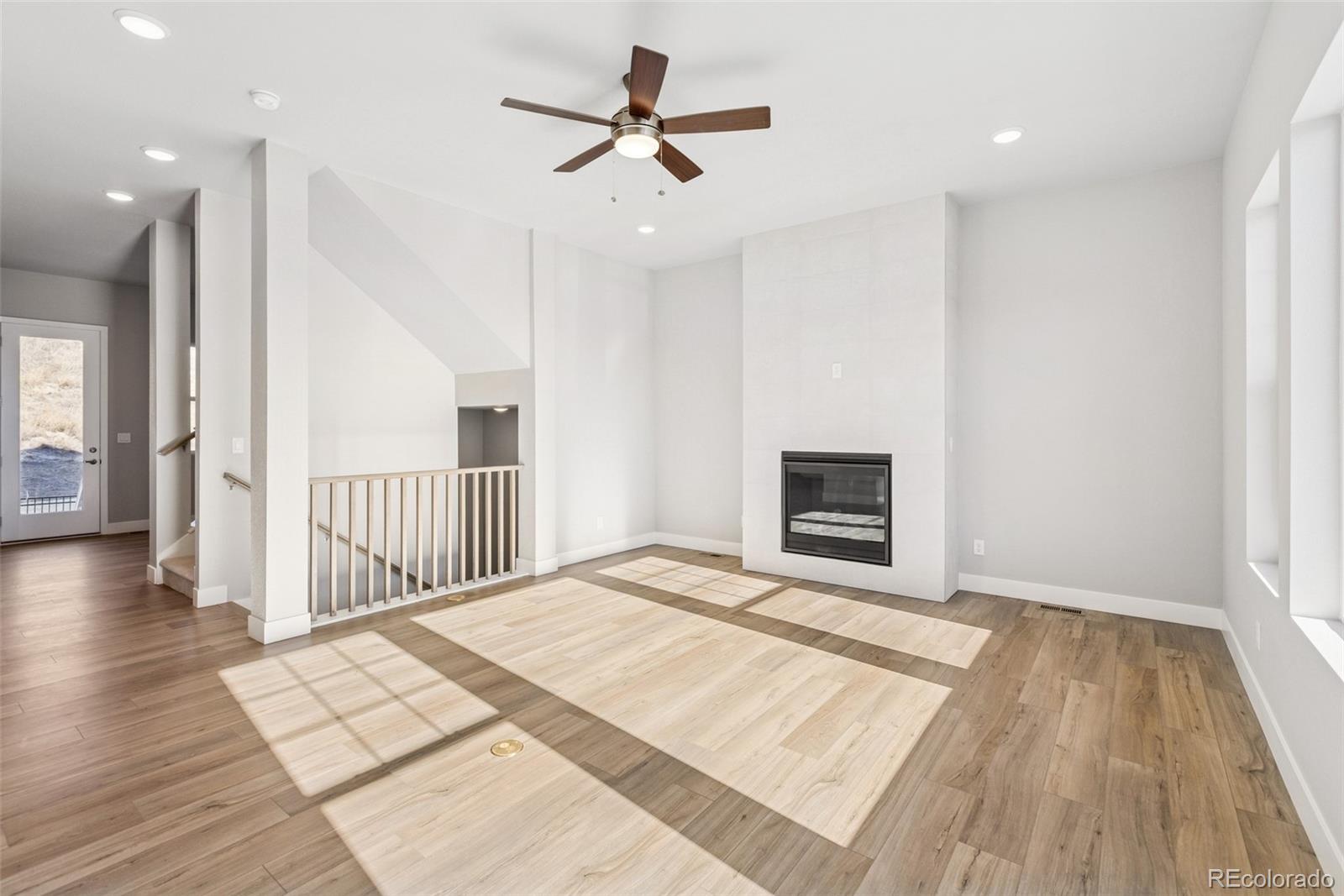 MLS Image #12 for 4454  peak crest view,colorado springs, Colorado