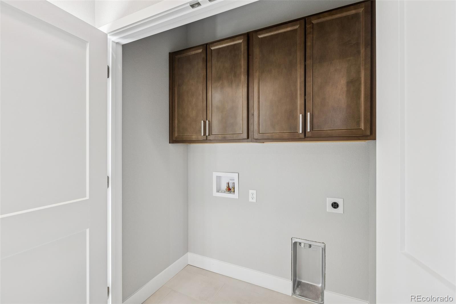 MLS Image #15 for 4454  peak crest view,colorado springs, Colorado