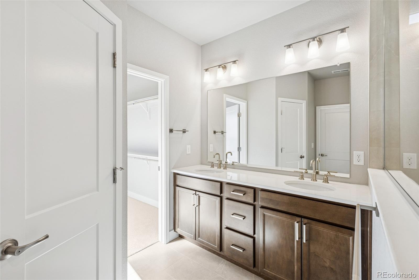 MLS Image #21 for 4454  peak crest view,colorado springs, Colorado