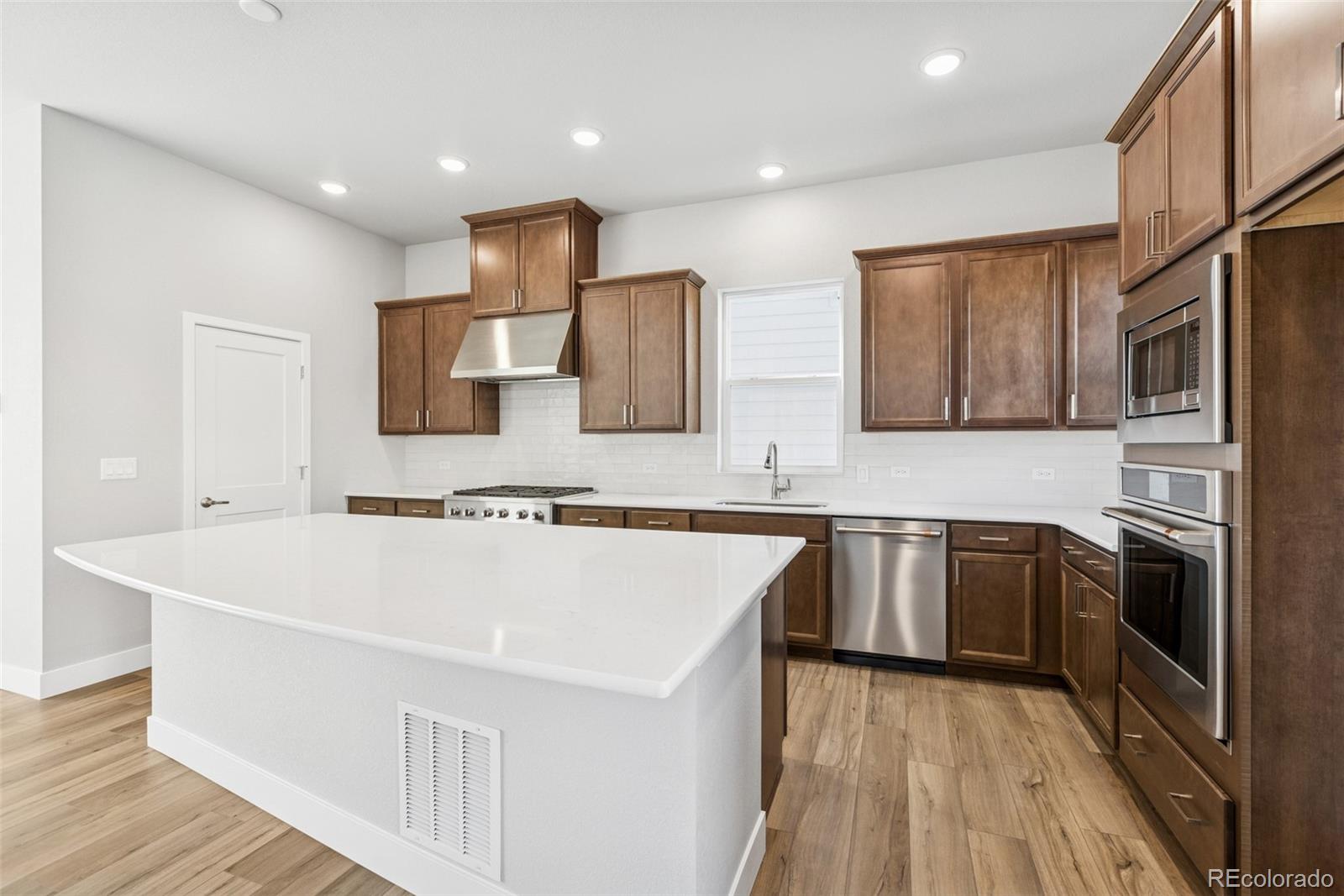 MLS Image #5 for 4454  peak crest view,colorado springs, Colorado