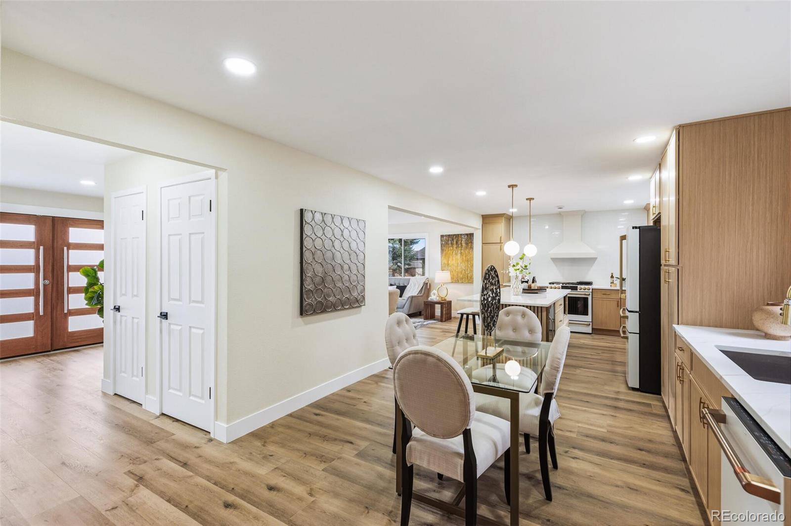 MLS Image #14 for 6708 w portland avenue,littleton, Colorado