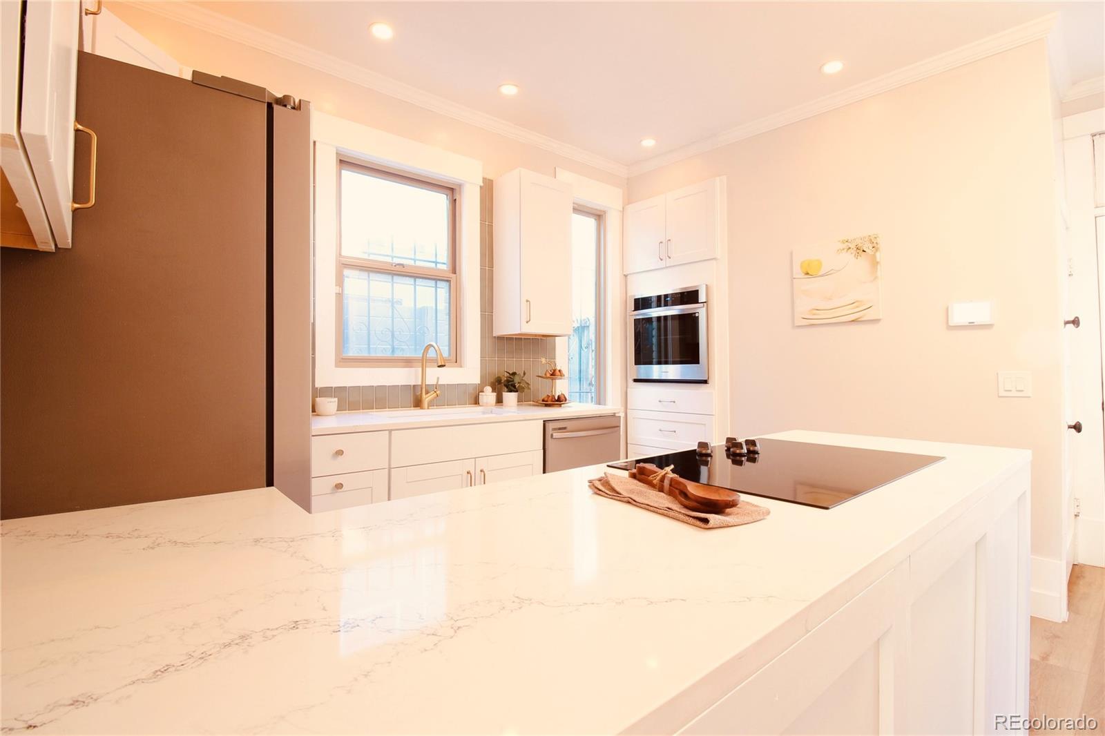 MLS Image #15 for 1544 n downing street,denver, Colorado