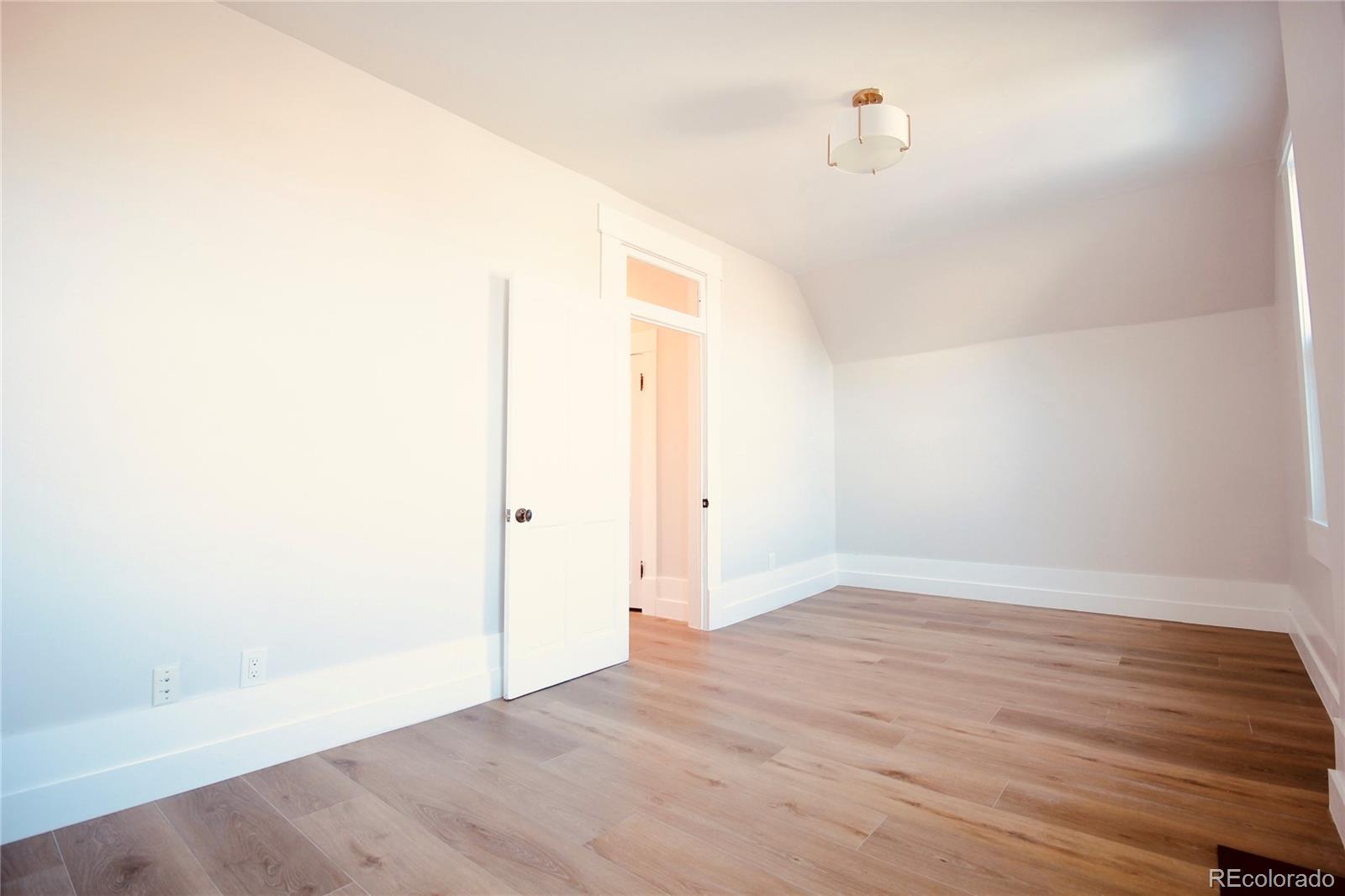 MLS Image #33 for 1544 n downing street,denver, Colorado
