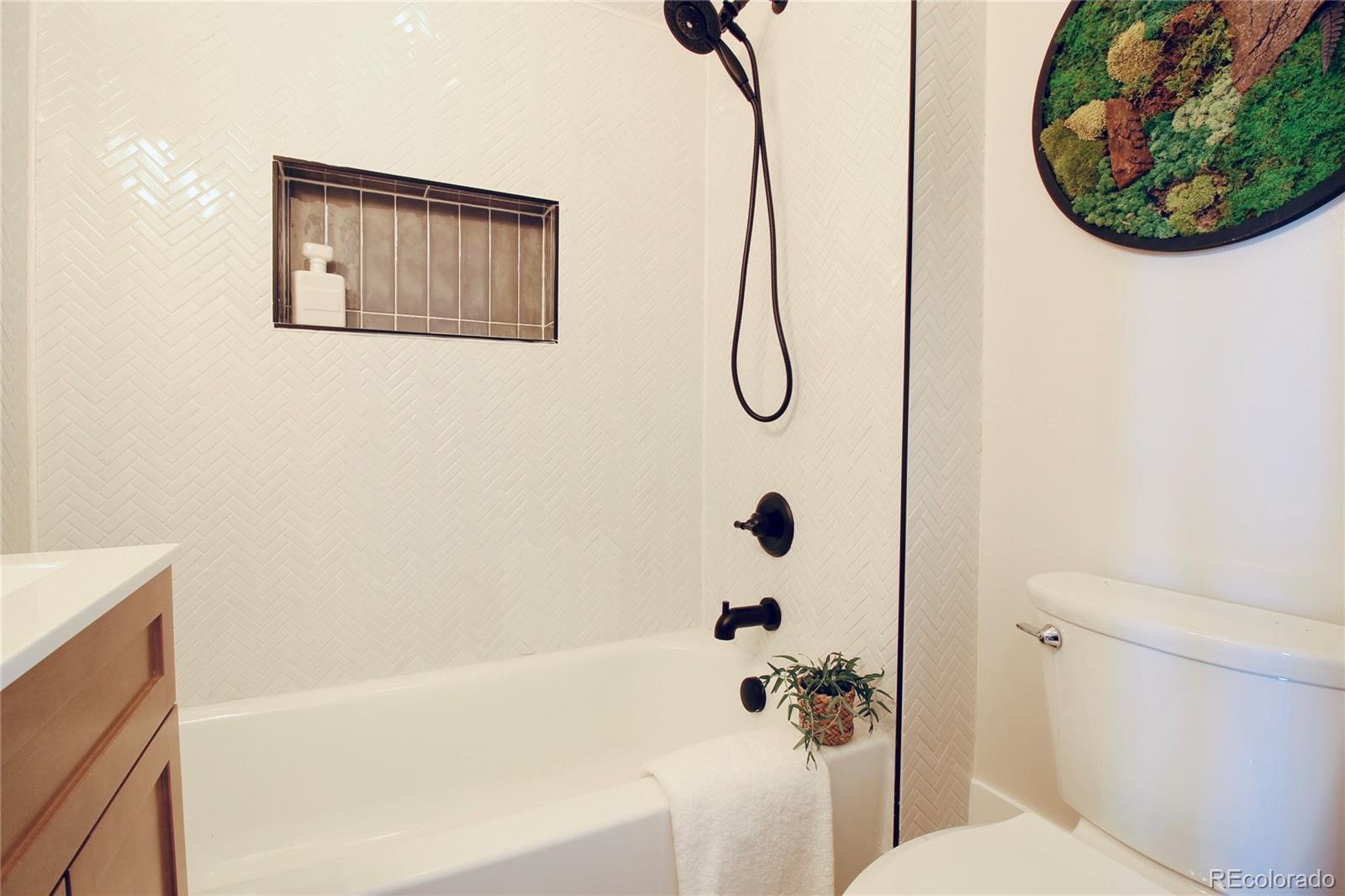 MLS Image #35 for 1544 n downing street,denver, Colorado