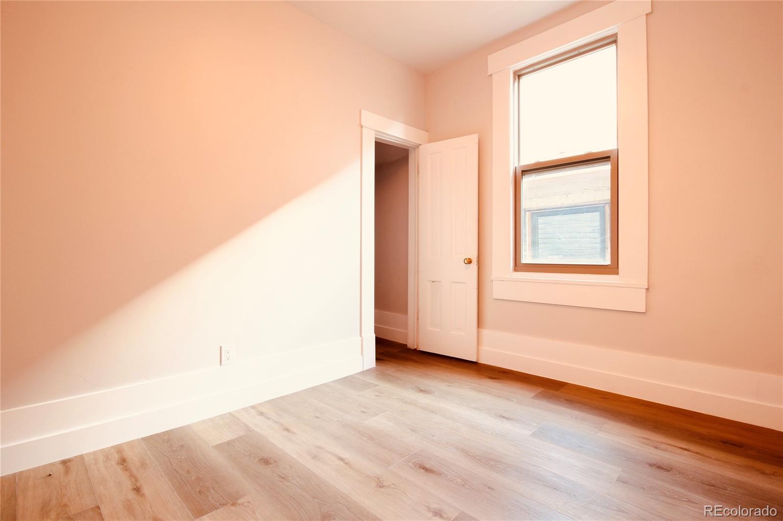MLS Image #36 for 1544 n downing street,denver, Colorado