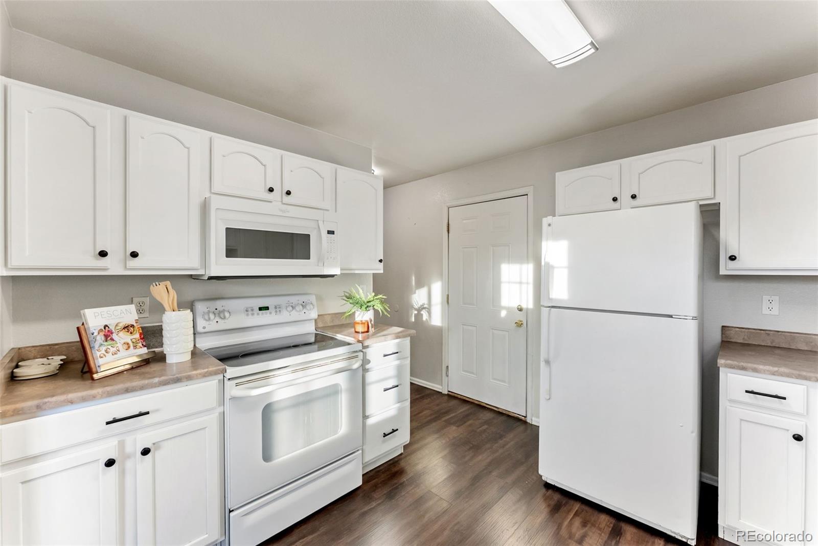 MLS Image #10 for 672  cima vista point,colorado springs, Colorado