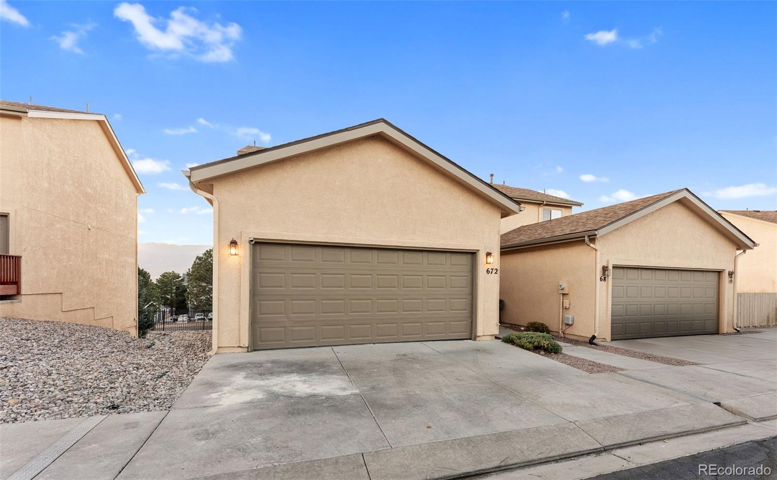 MLS Image #3 for 672  cima vista point,colorado springs, Colorado