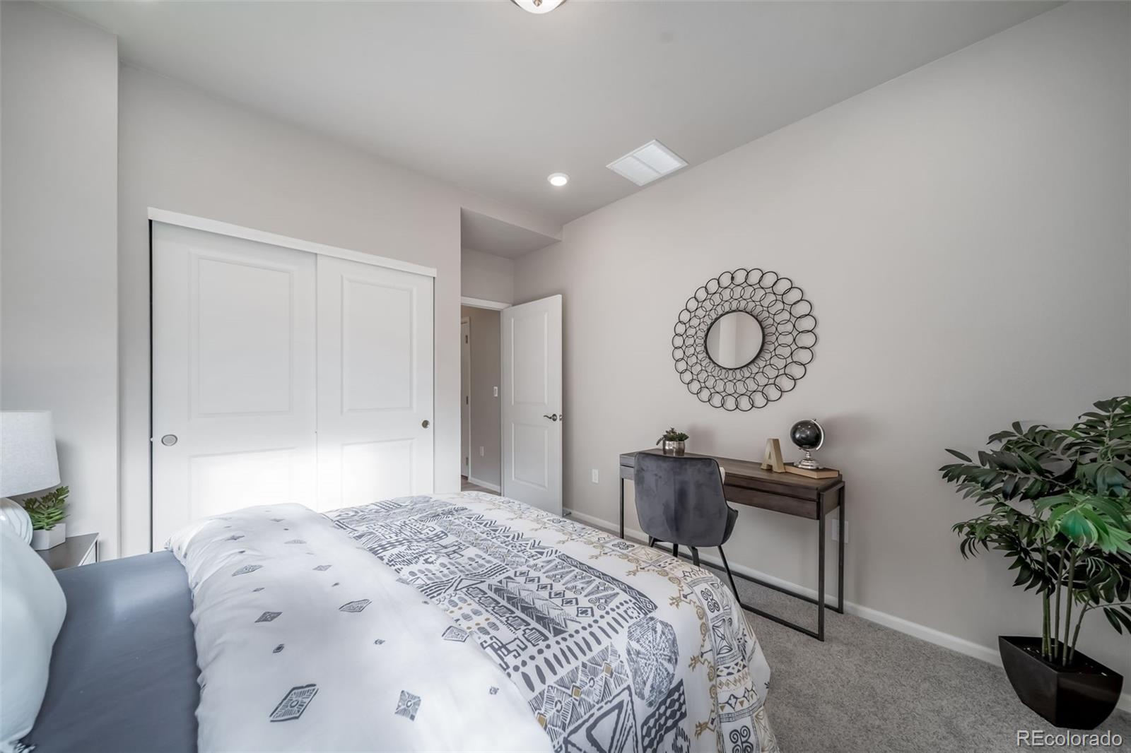 MLS Image #17 for 21845 e 51st drive,aurora, Colorado