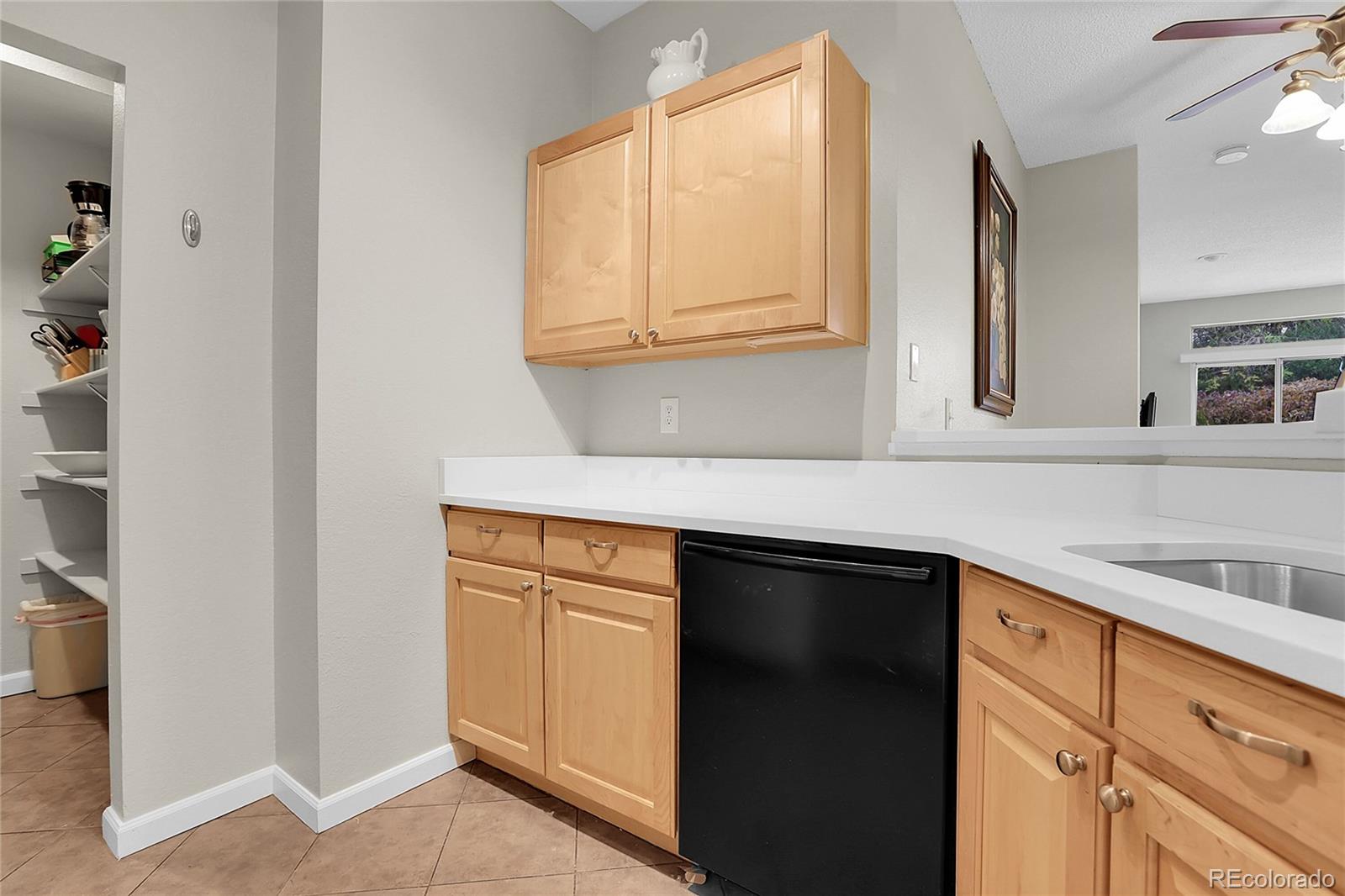 MLS Image #8 for 6001 s yosemite street d103,greenwood village, Colorado