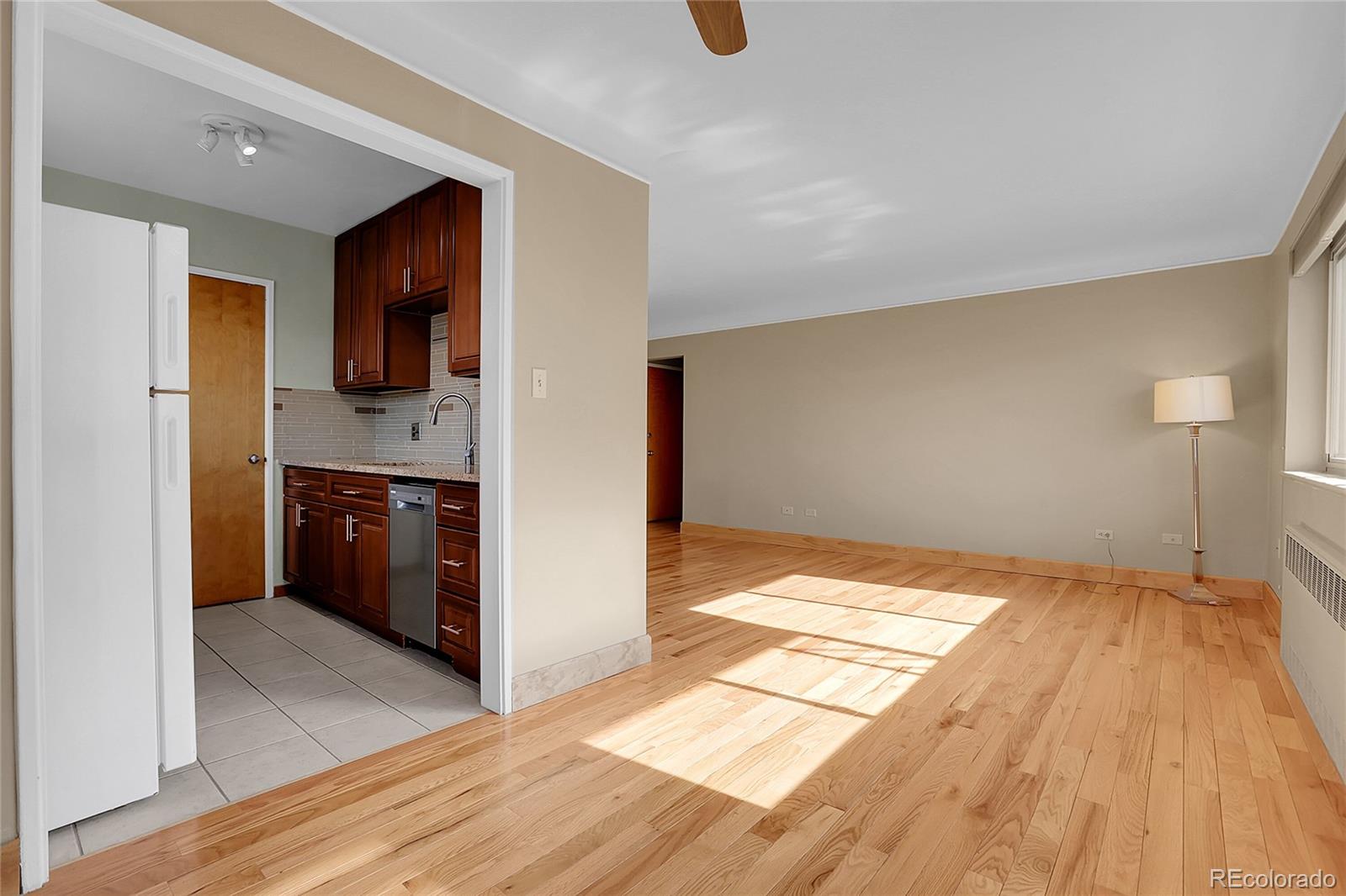 MLS Image #12 for 1175 n emerson street,denver, Colorado