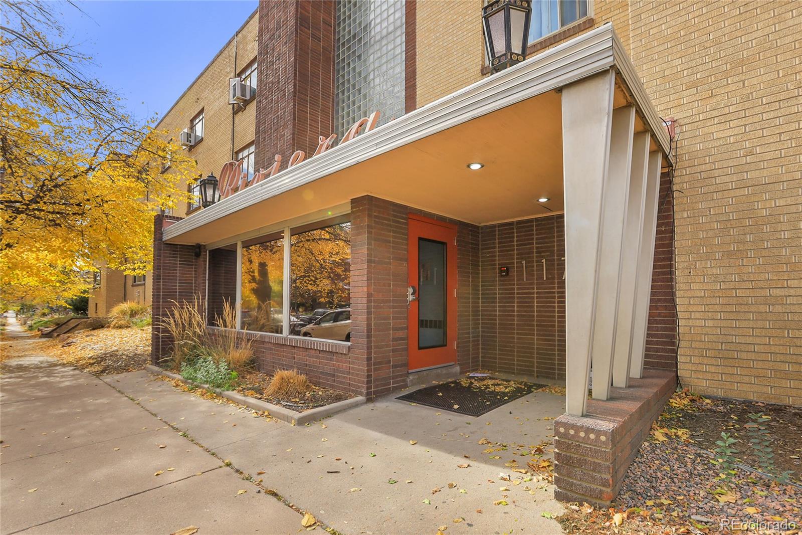 MLS Image #2 for 1175 n emerson street,denver, Colorado