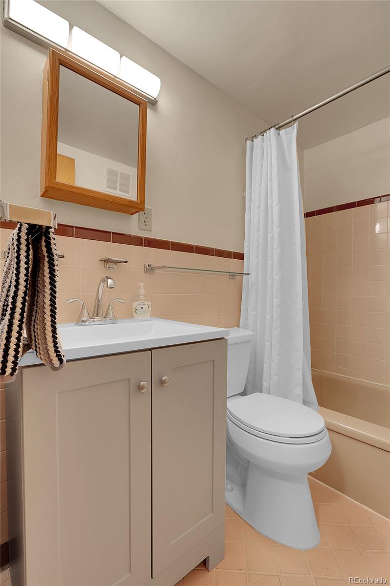 MLS Image #24 for 1175 n emerson street,denver, Colorado