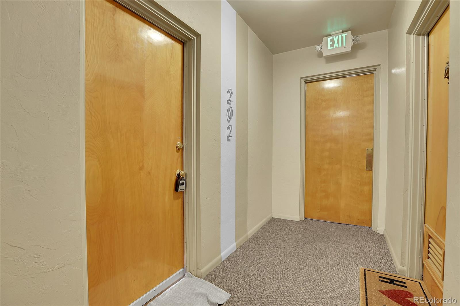 MLS Image #25 for 1175 n emerson street,denver, Colorado
