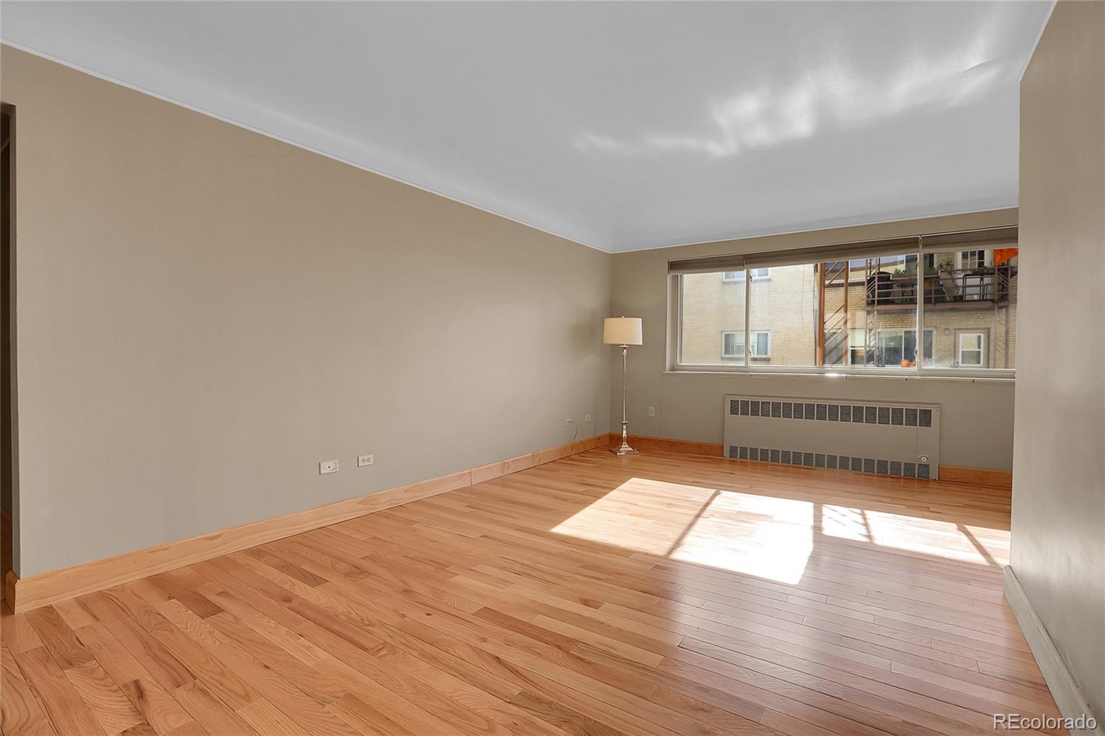 MLS Image #7 for 1175 n emerson street,denver, Colorado
