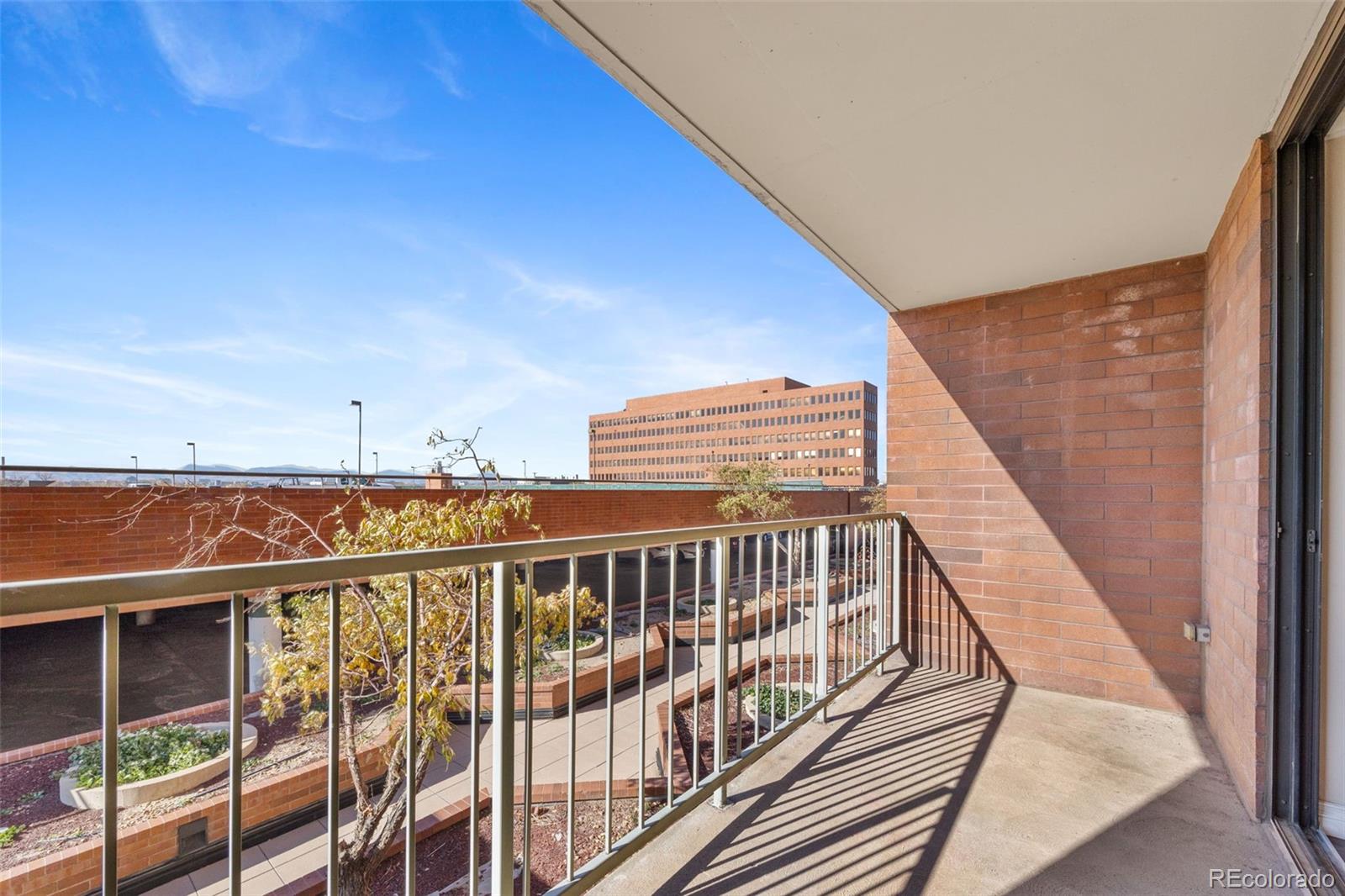 MLS Image #12 for 1301  speer boulevard,denver, Colorado