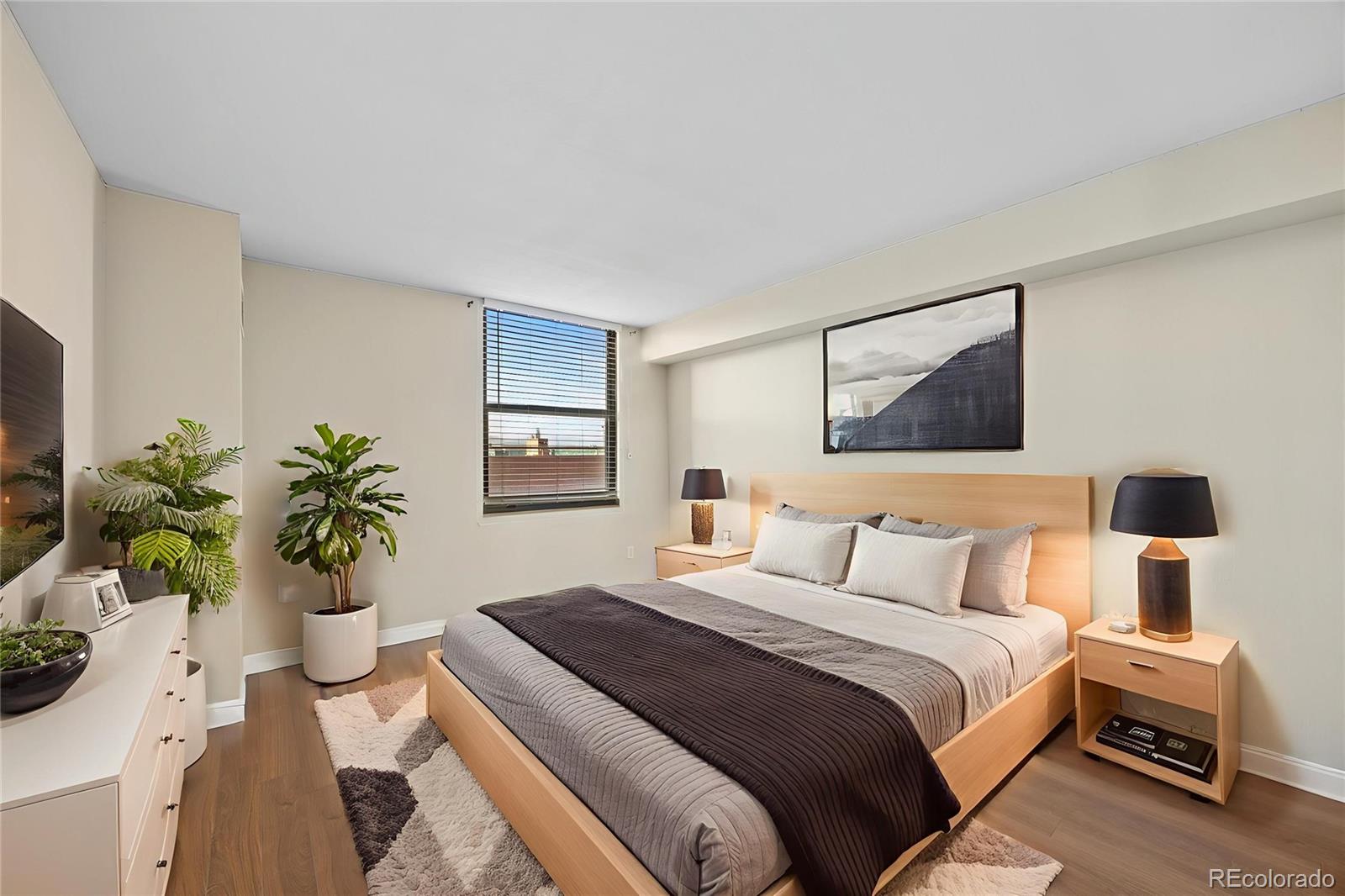 MLS Image #13 for 1301  speer boulevard,denver, Colorado