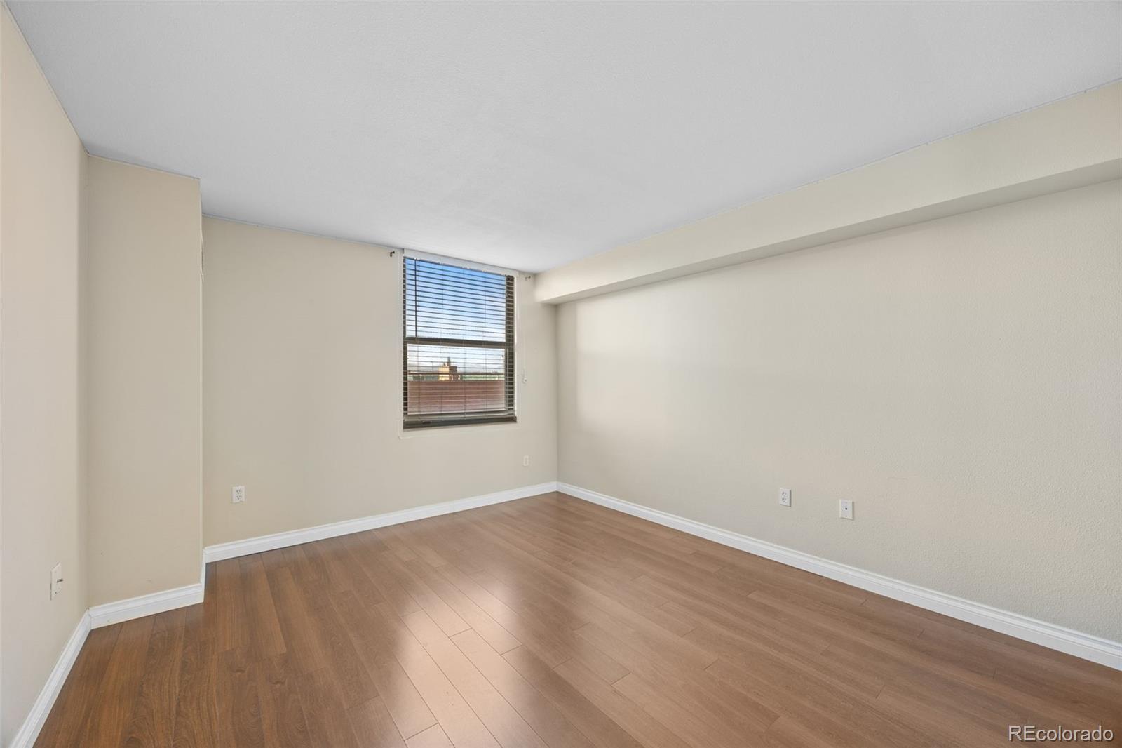 MLS Image #14 for 1301  speer boulevard,denver, Colorado