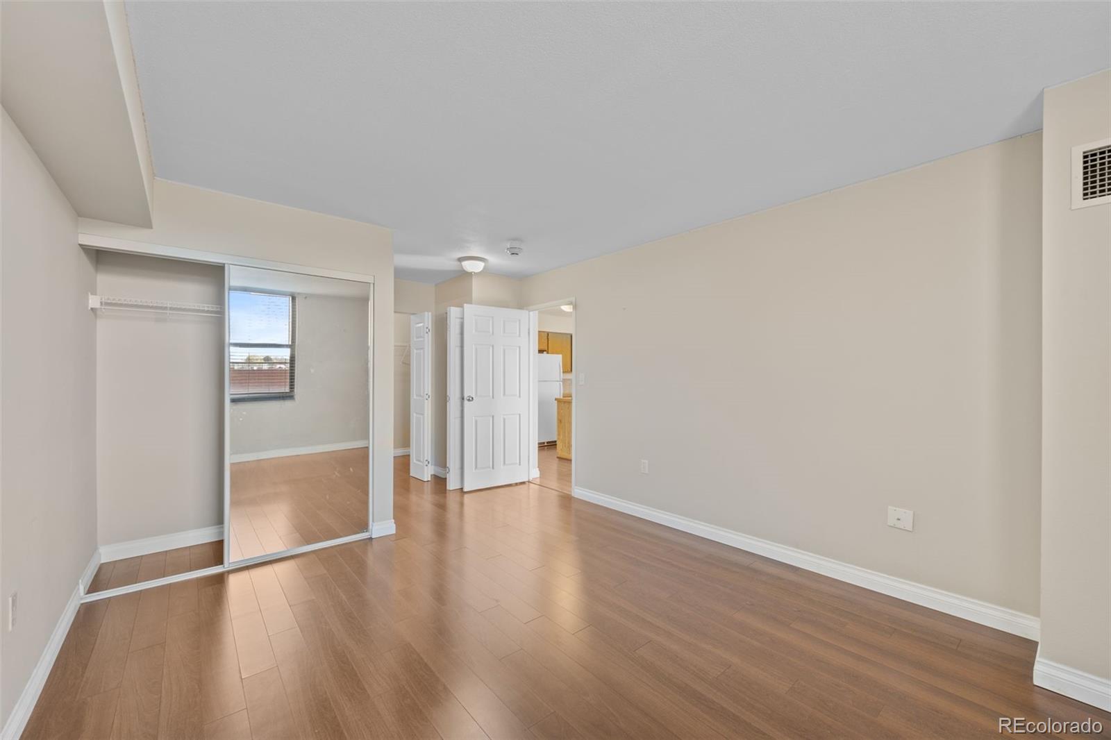 MLS Image #15 for 1301  speer boulevard,denver, Colorado