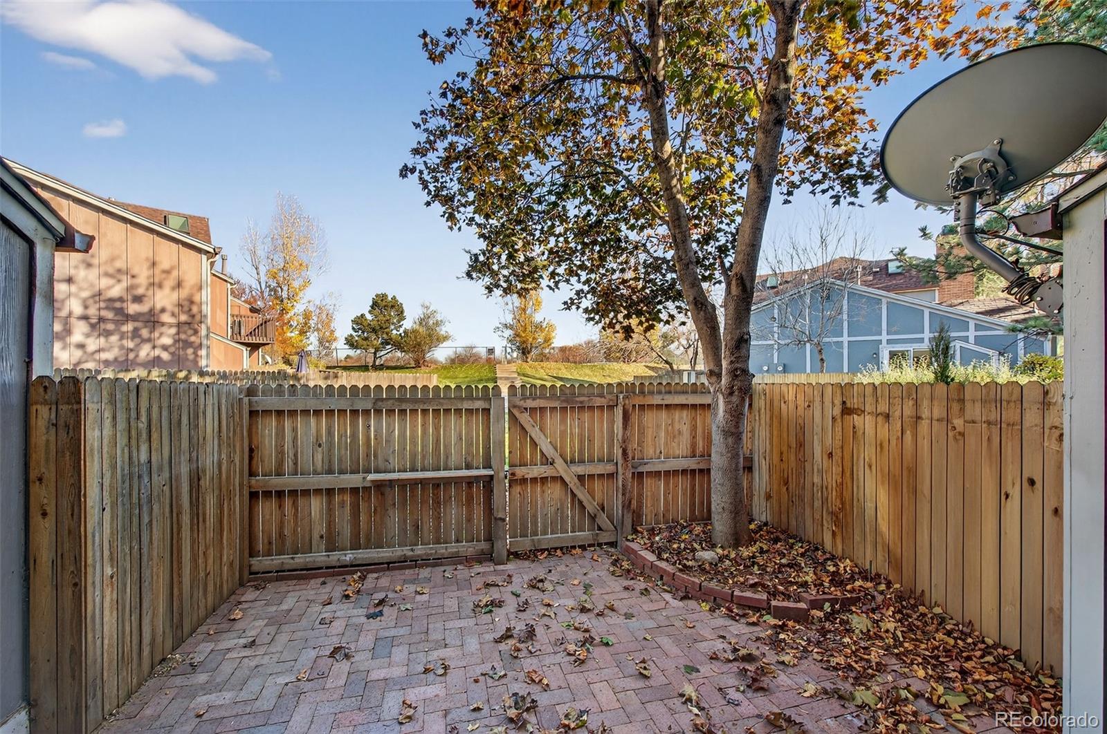 MLS Image #17 for 1218 s flower circle,lakewood, Colorado