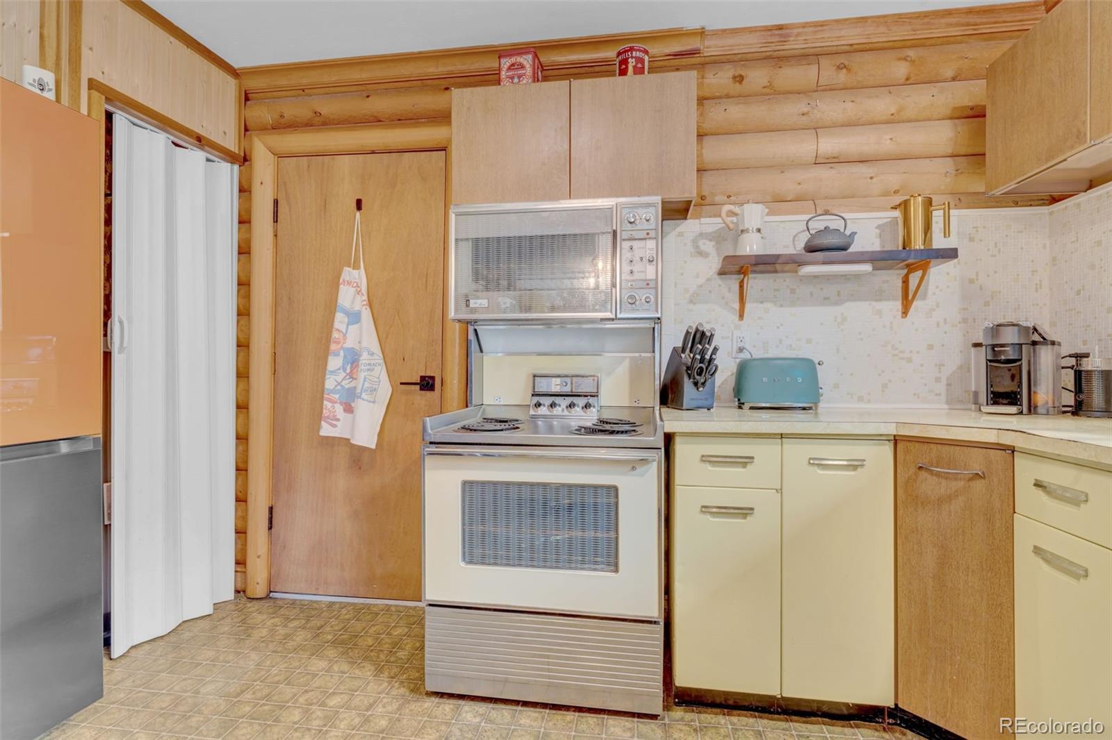 MLS Image #3 for 14601 s elk creek road,pine, Colorado